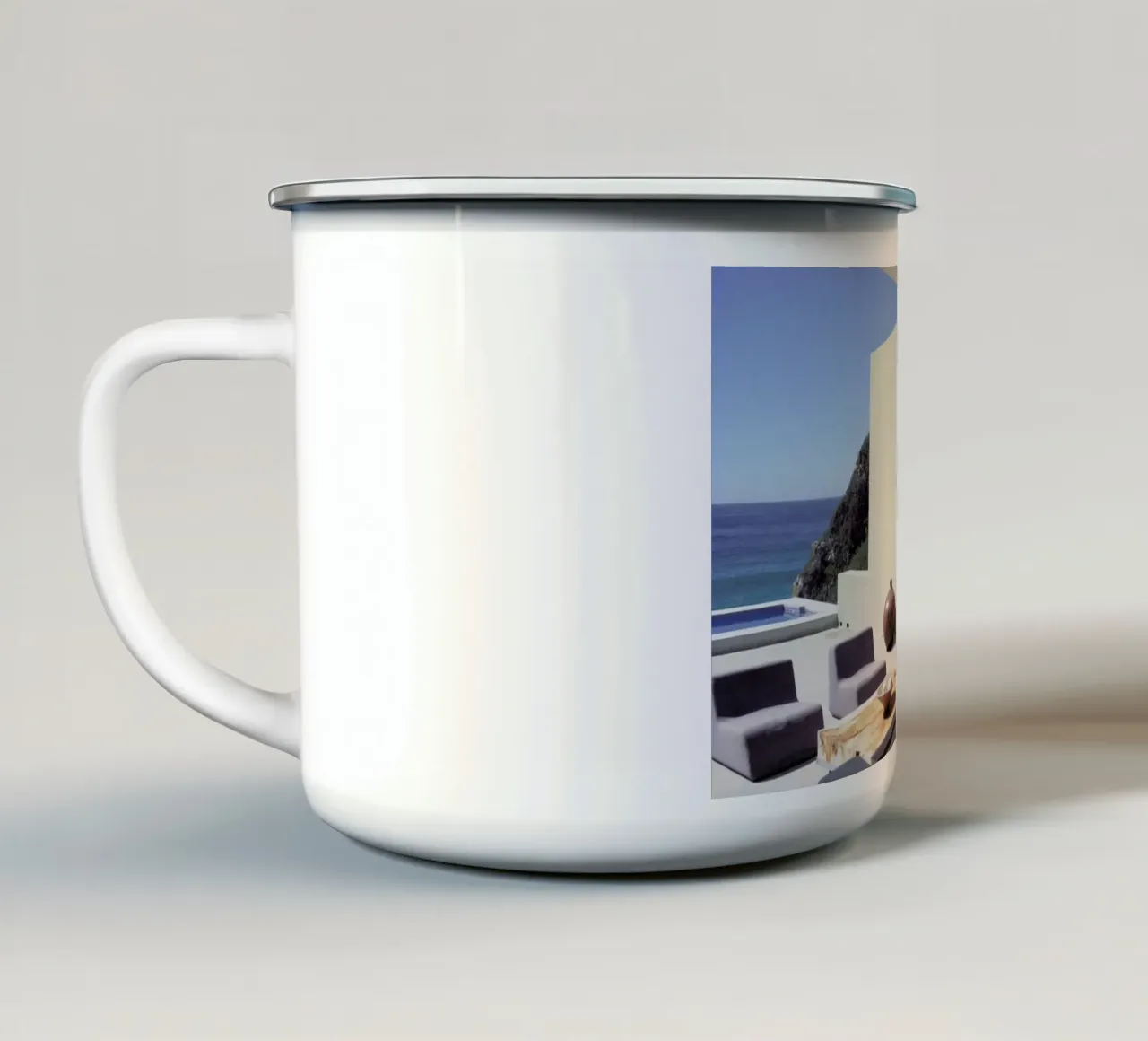 By the Sea 1 tazza in smalto da Ana Topoleanu