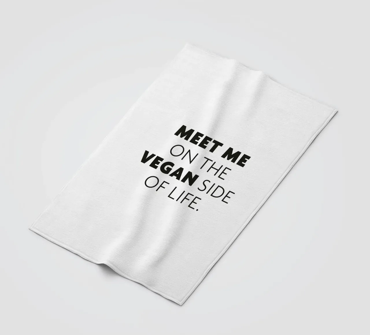 Meet me on the vegan side of life coperta in pile da Constanze Art Direction
