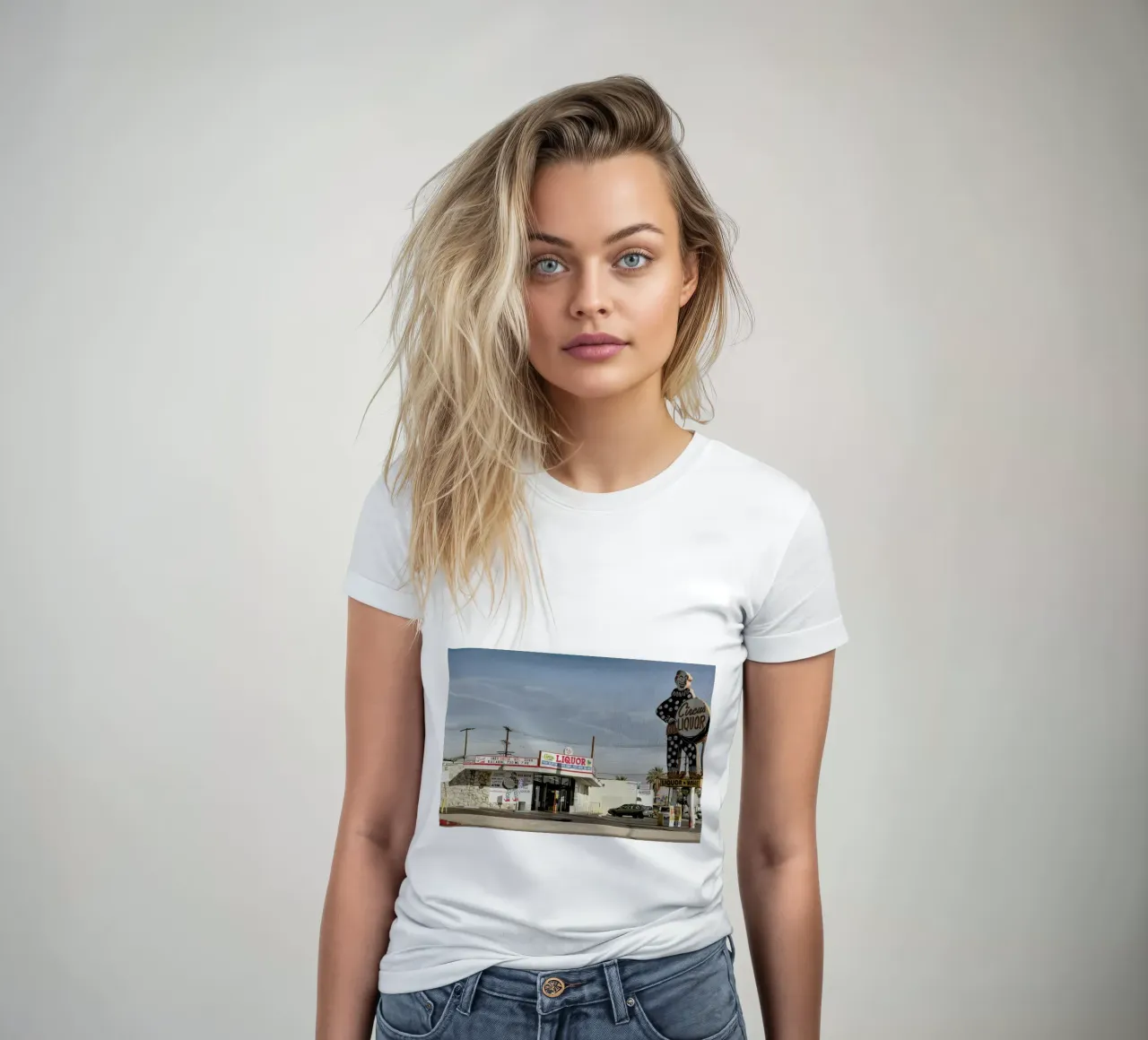 Liquor Store NoHo t-shirt da donna da Marc Gruninger