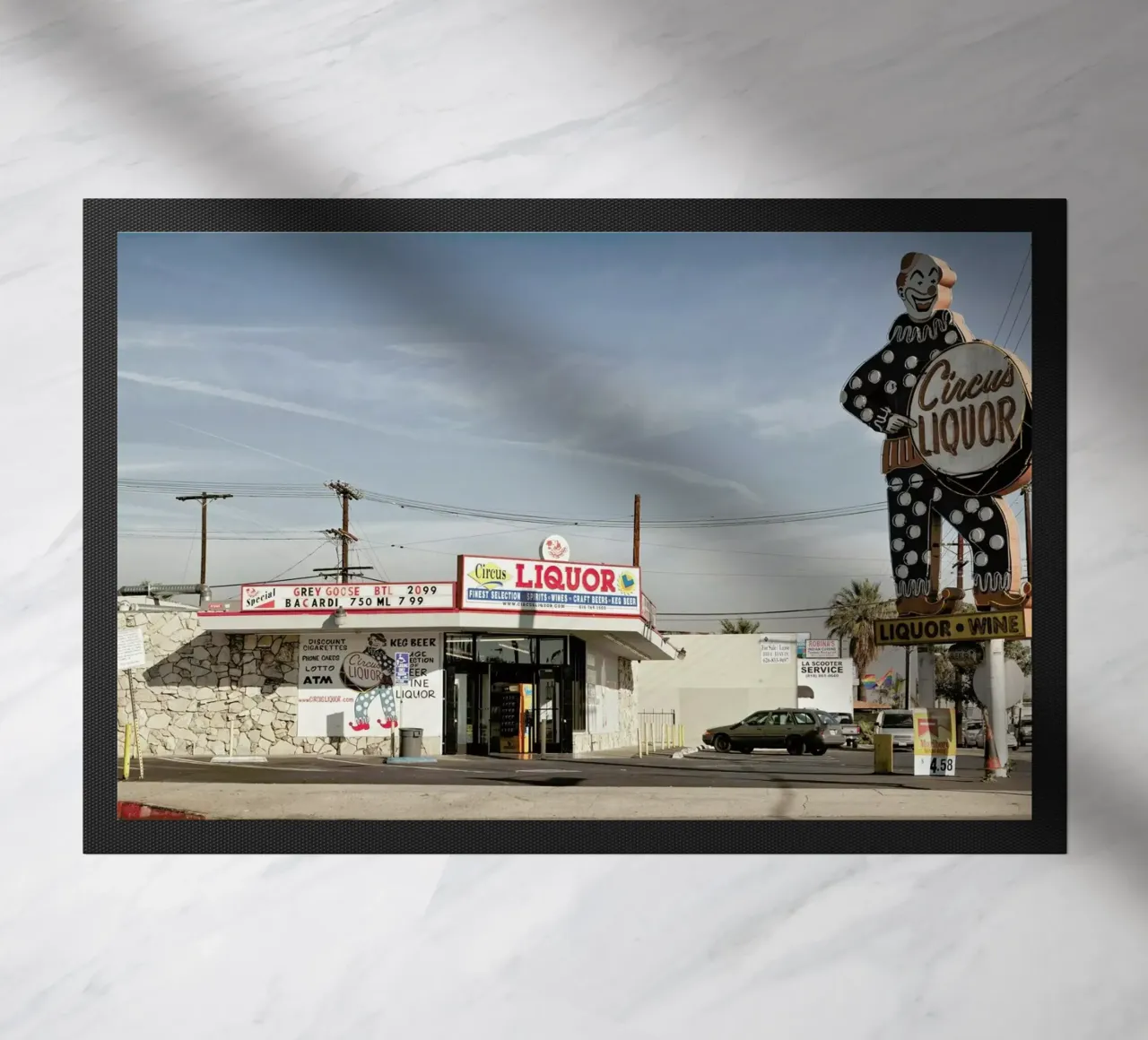 Liquor Store NoHo zerbino da Marc Gruninger