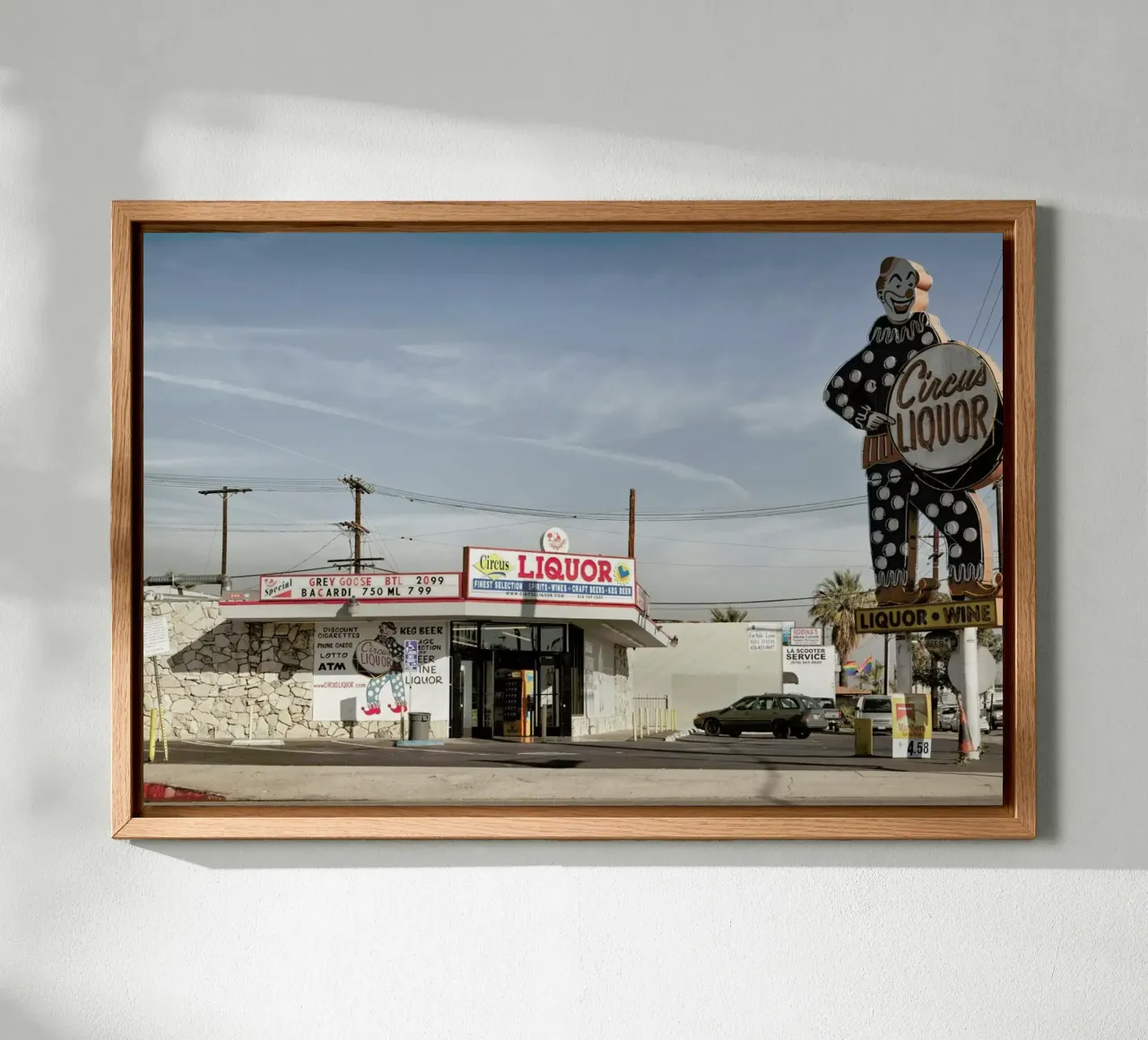 Liquor Store NoHo alluminio dibond da Marc Gruninger