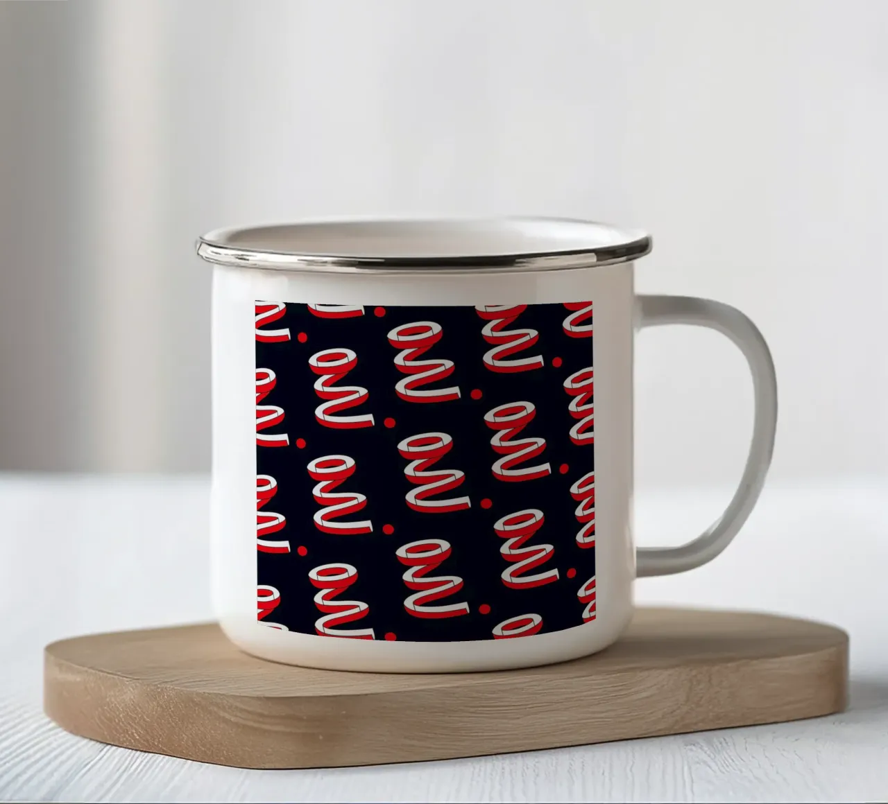 Oui Oui Oui Emaille Tasse von Ruei