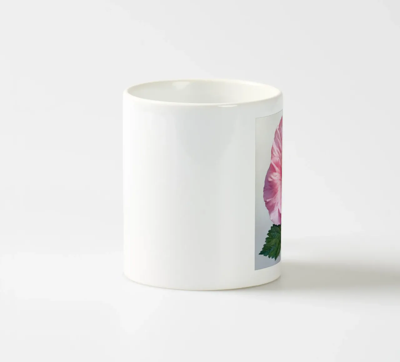 Fiore di agrifoglio 1 tazza in ceramica da Bold Blooms
