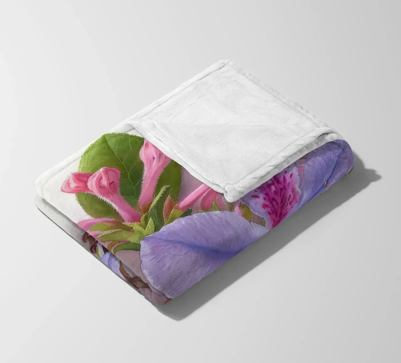 Fiore di caprifoglio 3 coperta in pile da Bold Blooms