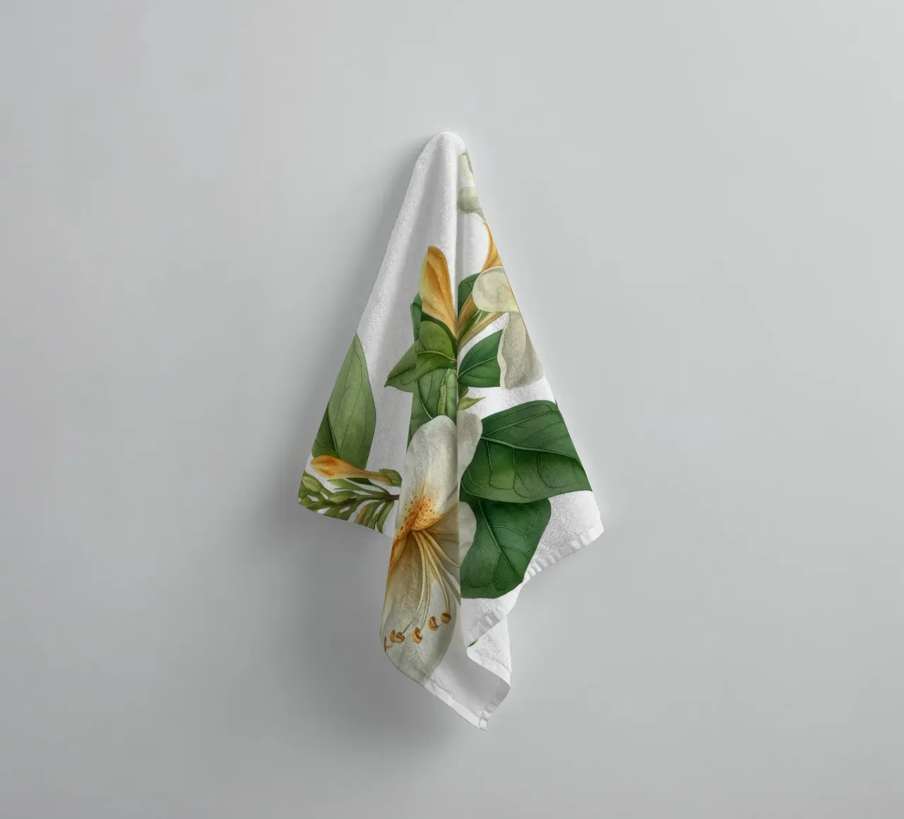 Fiore di caprifoglio 4 asciugamano da bagno da Bold Blooms