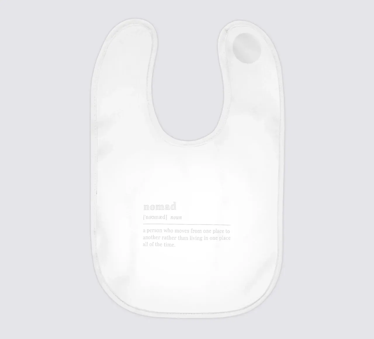 nomad (white text) babero de pilotpegasus