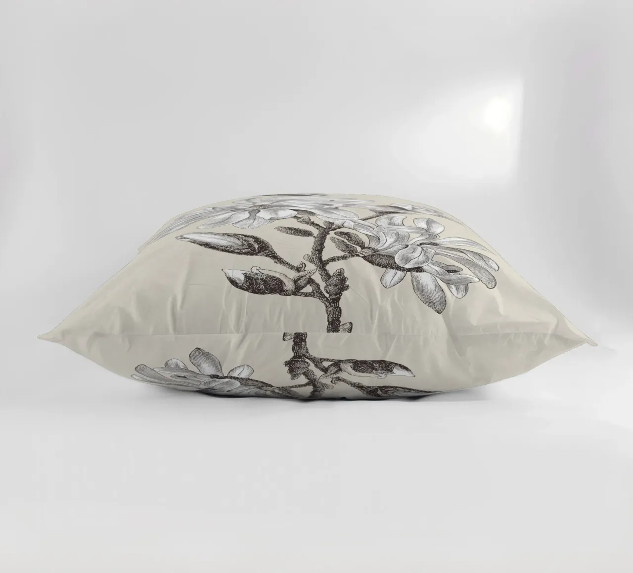 Magnolia Flower Sketch no. 2 cuscino da apoloprints