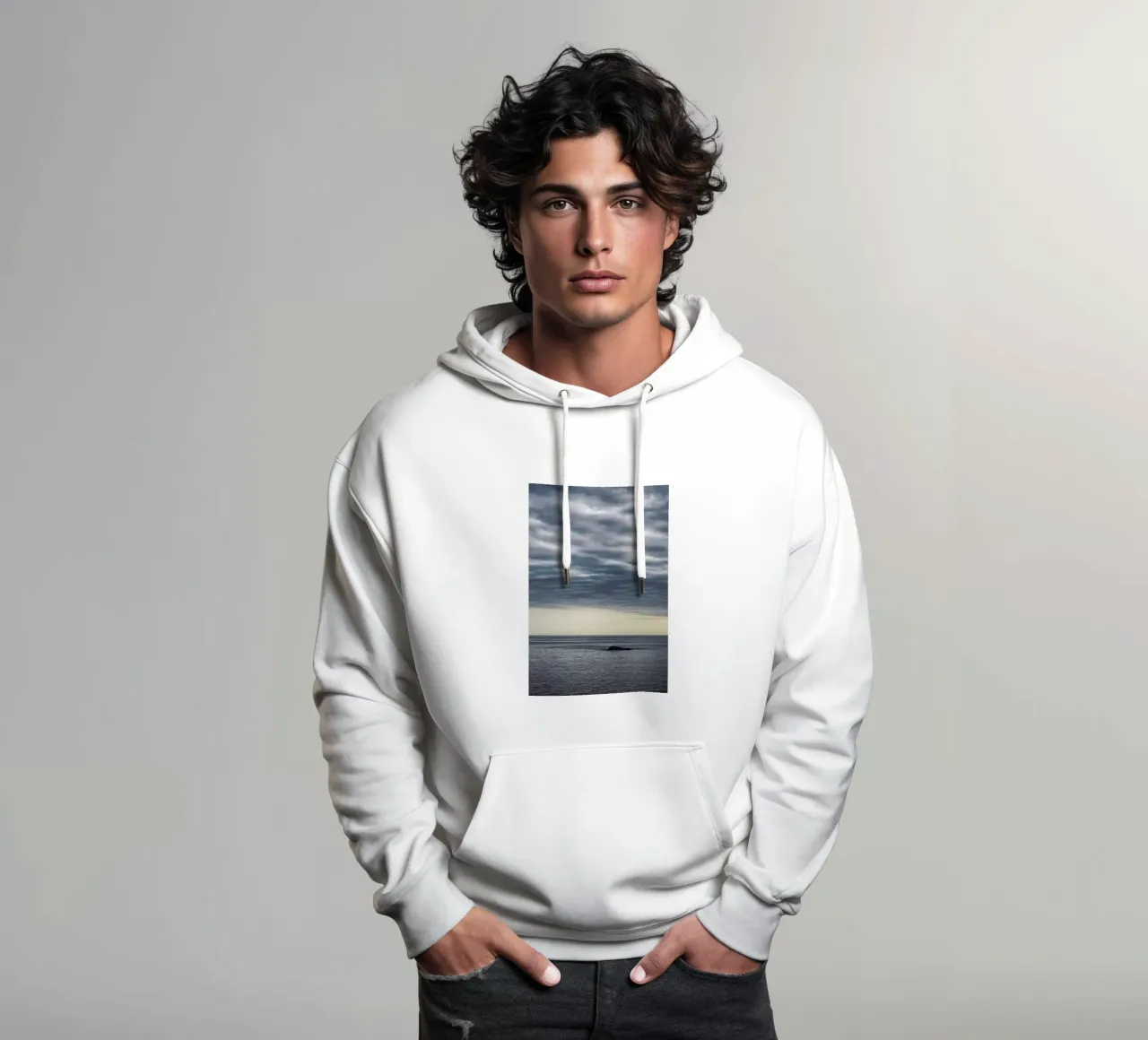 Let's Meet at the Horizon 1 felpa con cappuccio da Nur Mut
