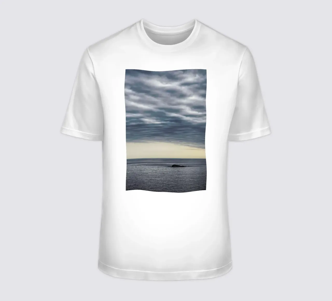 Let's Meet at the Horizon 1 t-shirt da Nur Mut