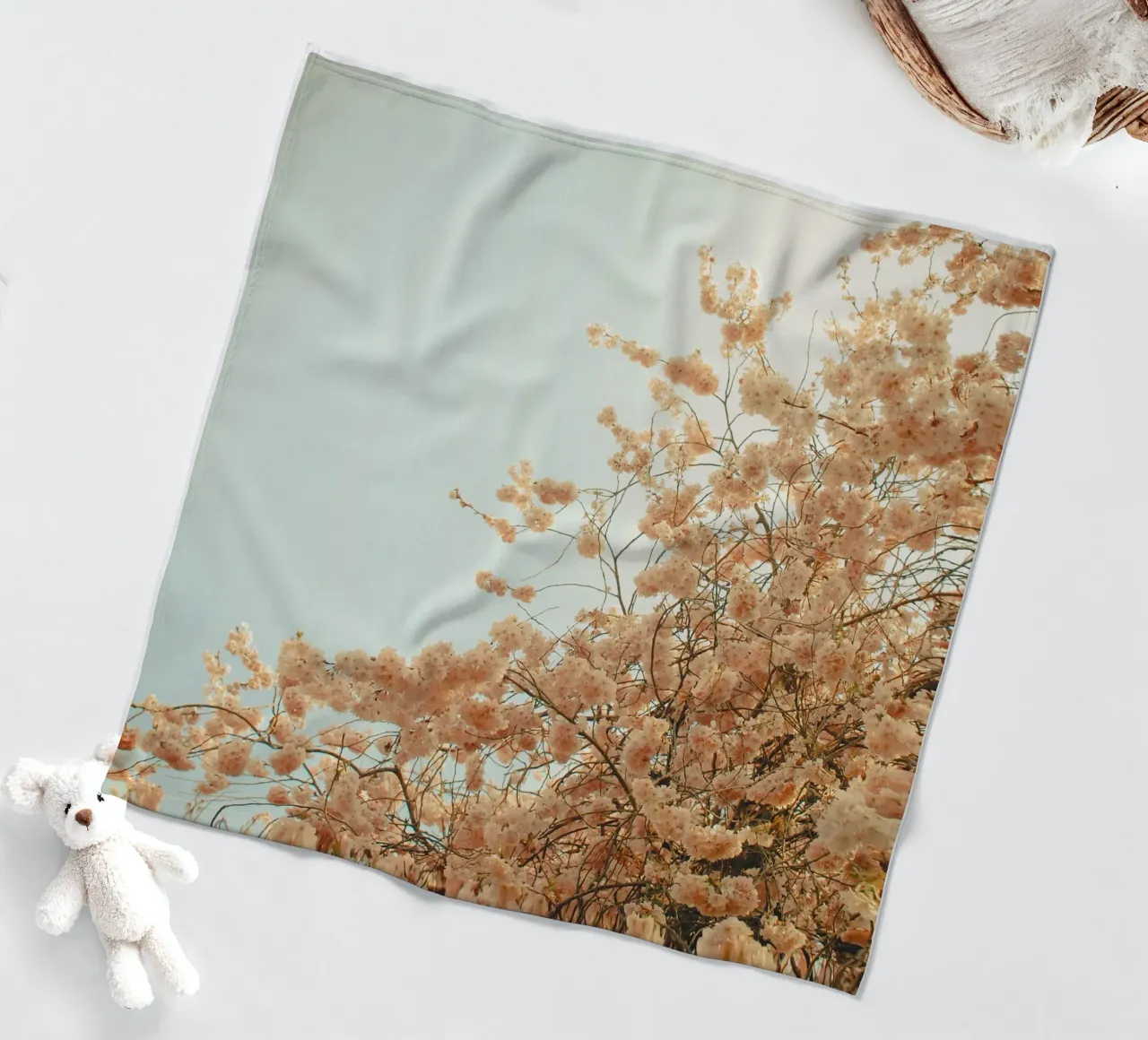 Der Frühling ist da Fleecedecke von Cassia Beck Photography