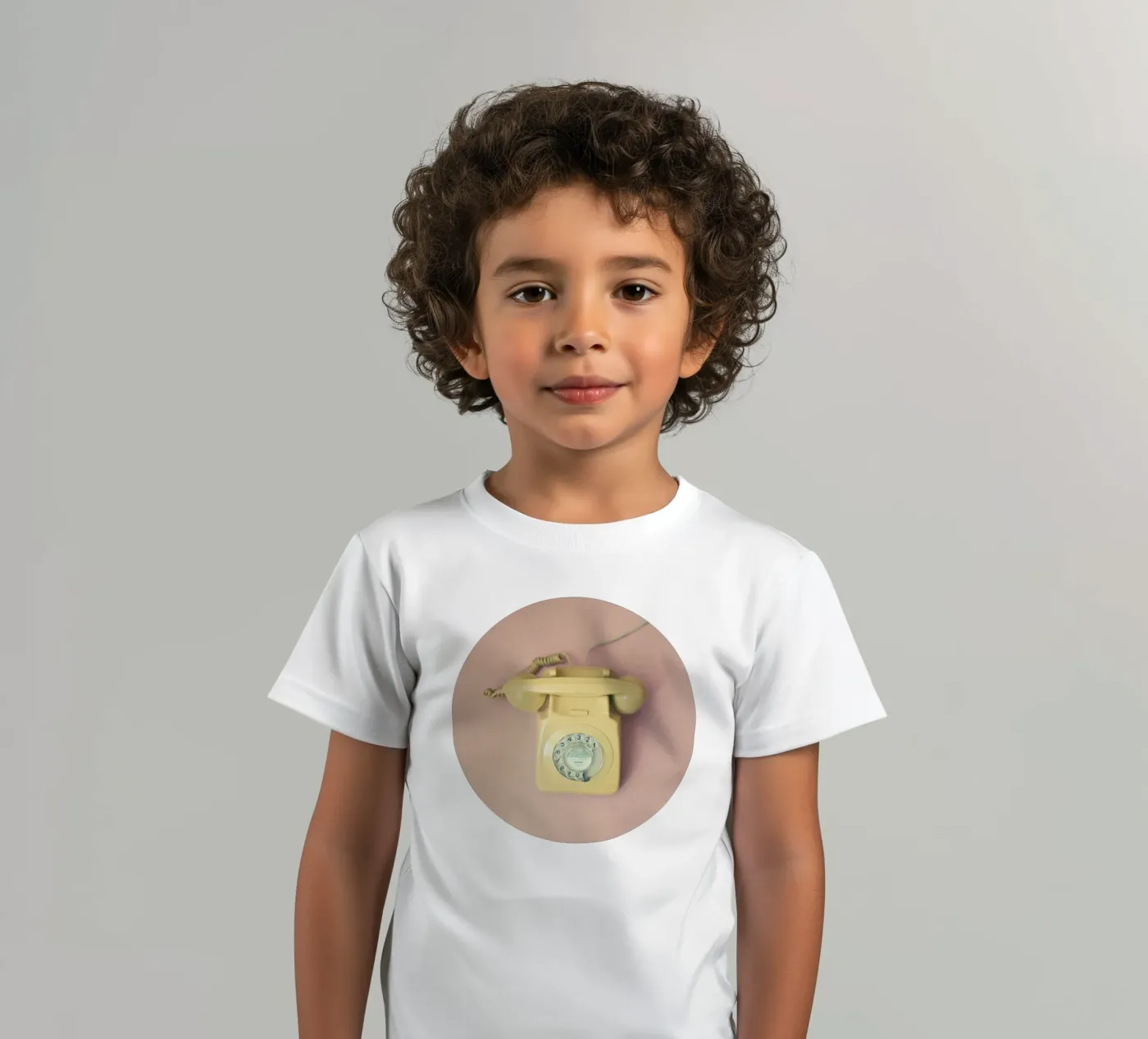 Hello t-shirt bambini da Cassia Beck Photography