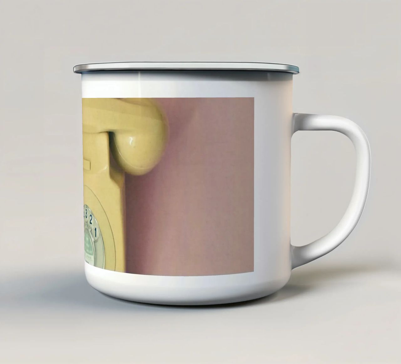 Ciao tazza in smalto da Cassia Beck Photography