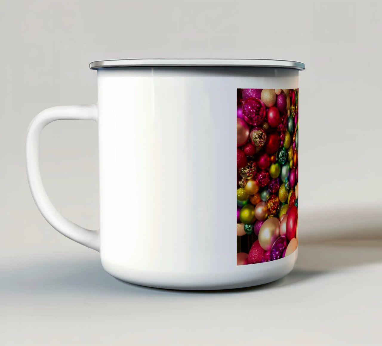 X MAS tazza in smalto da Flo Klein