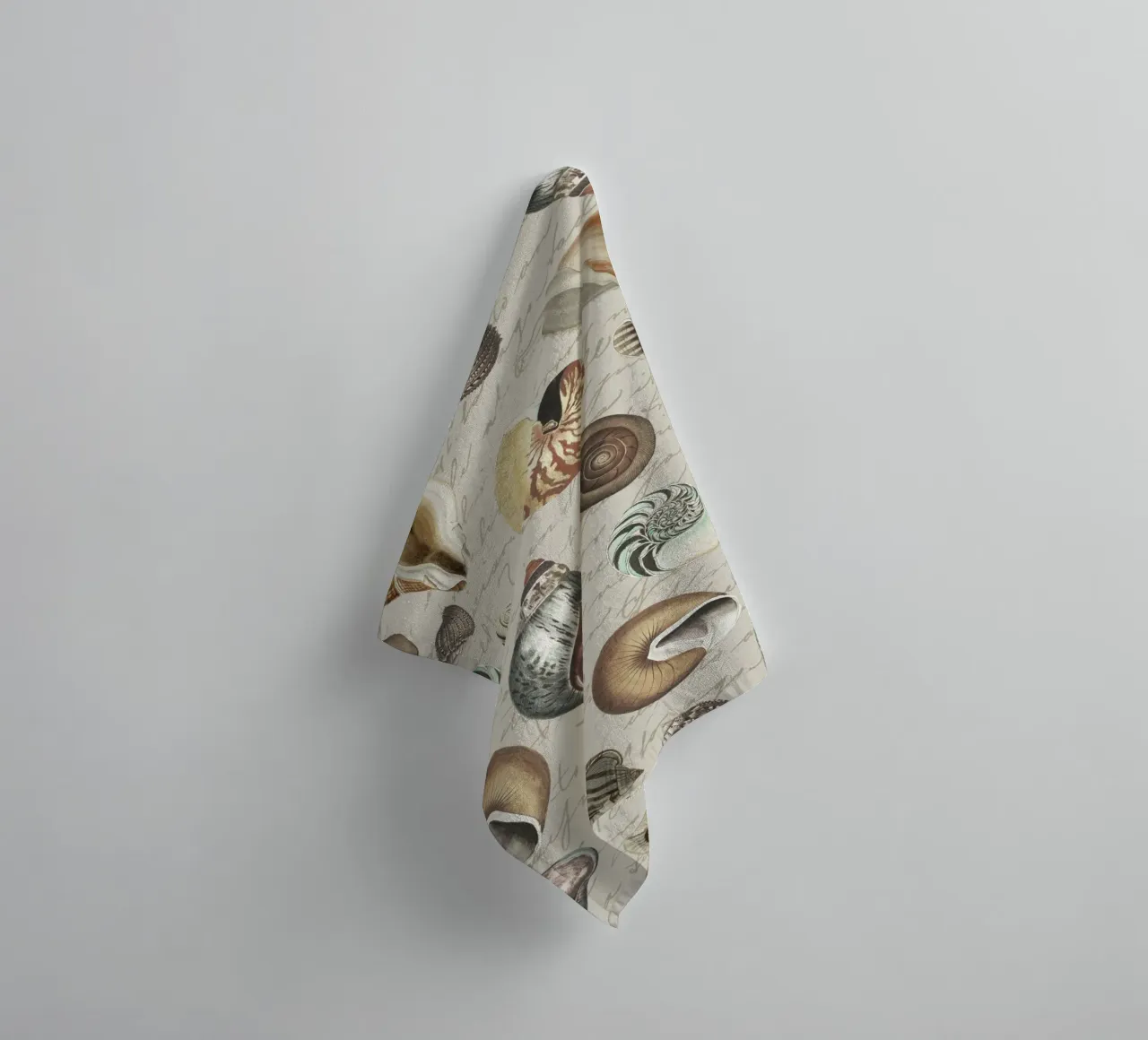Nostalgic Seashells Beige towel by Andrea Haase Vintage World