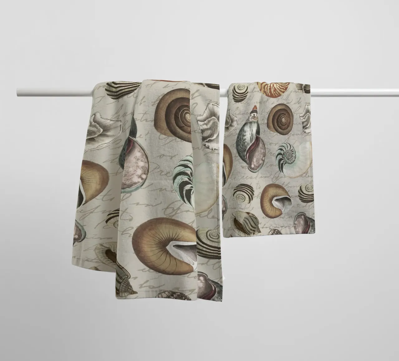 Nostalgic Seashells Beige towel by Andrea Haase Vintage World