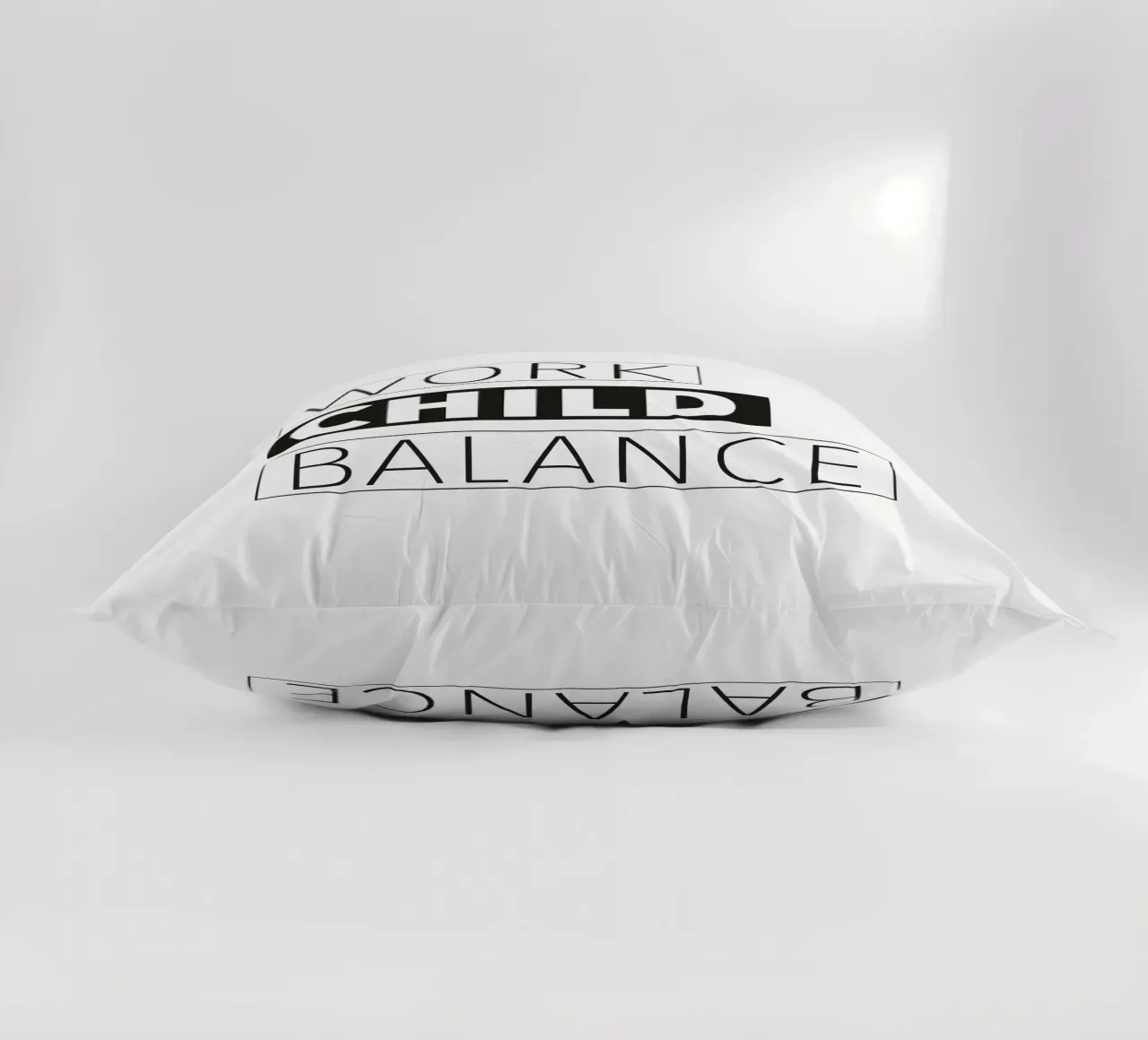 Work Child Balance cuscino da Constanze Art Direction