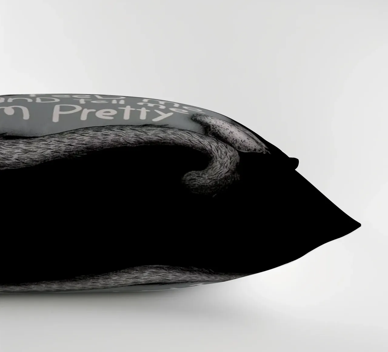 Feed Me and Tell Me I'm Pretty cuscino da Tobe Fonseca