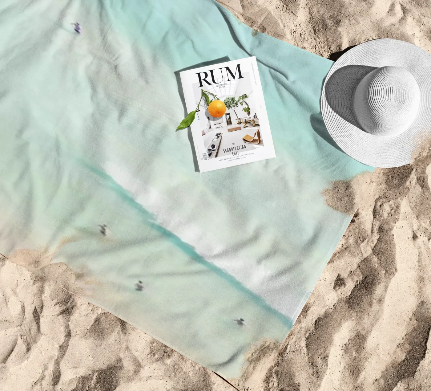 Beach Love telo mare da Ingrid Beddoes