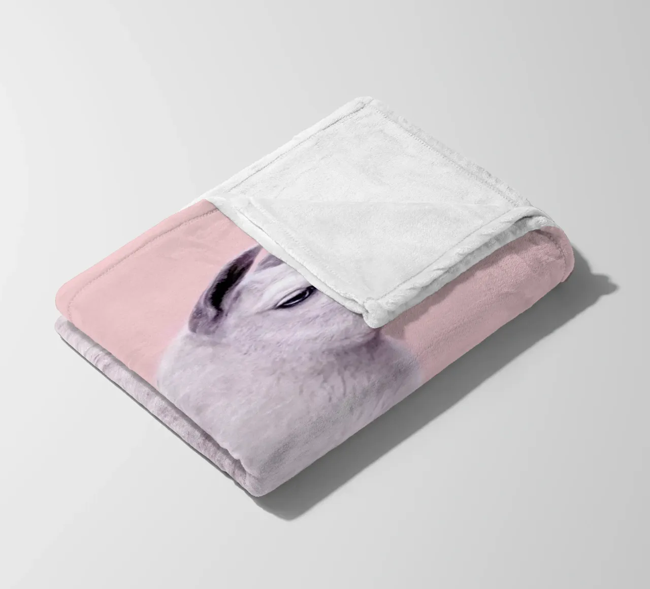 Llama Unicorn coperta in pile da Paul Fuentes Design