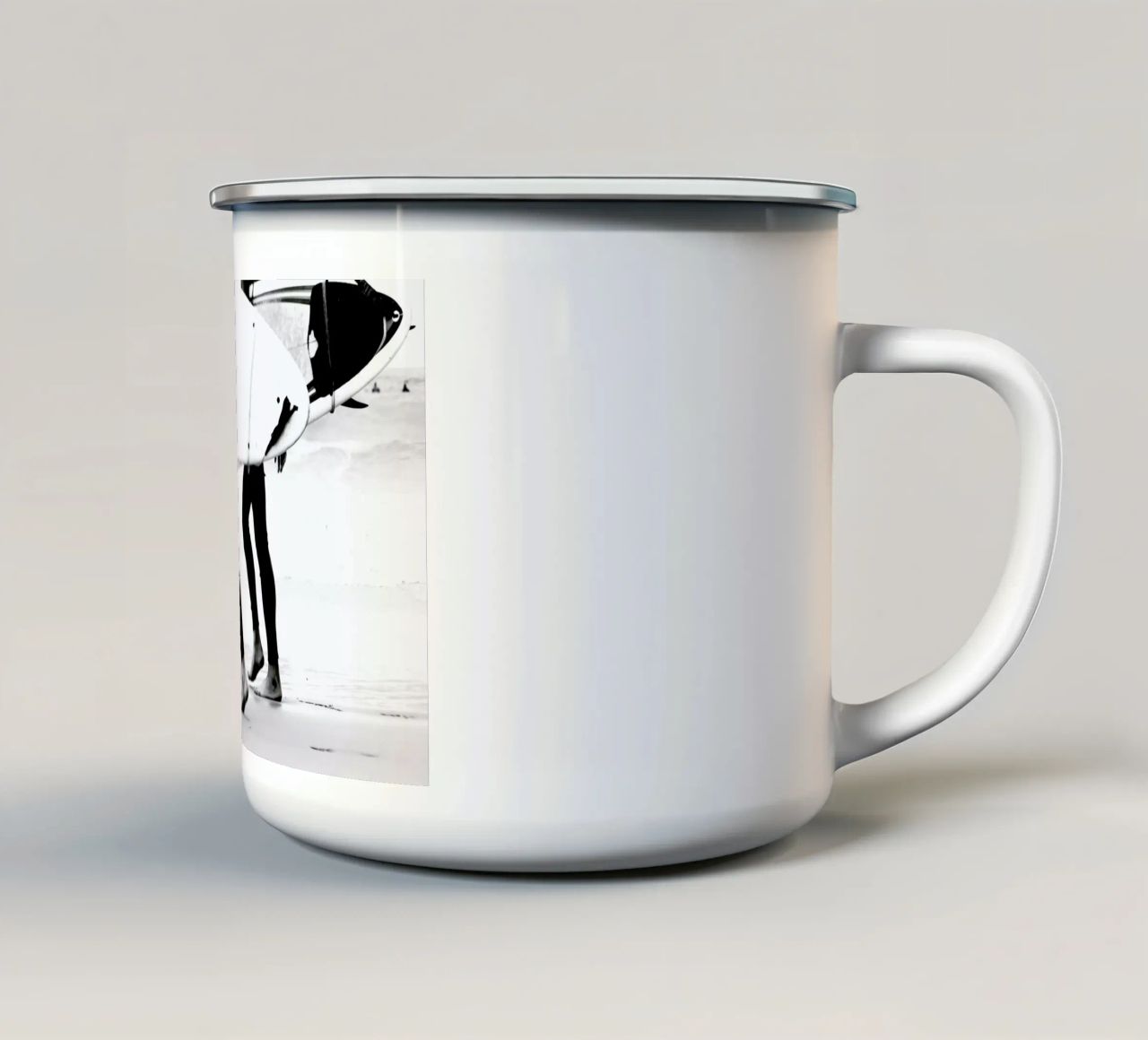 Catch a Wave I tazza in smalto da Ingrid Beddoes