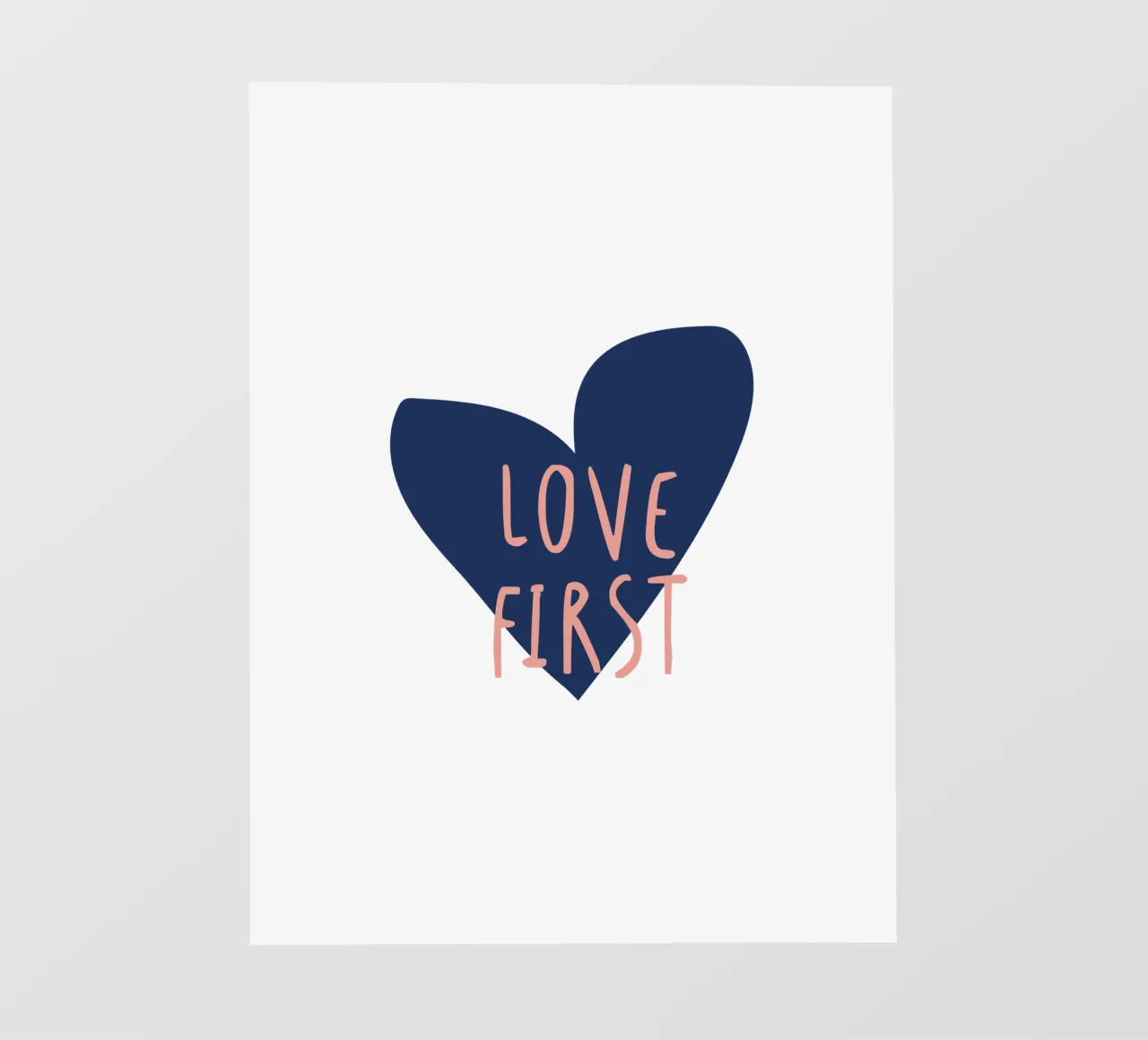 Love fist pellicola backlit da Constanze Art Direction