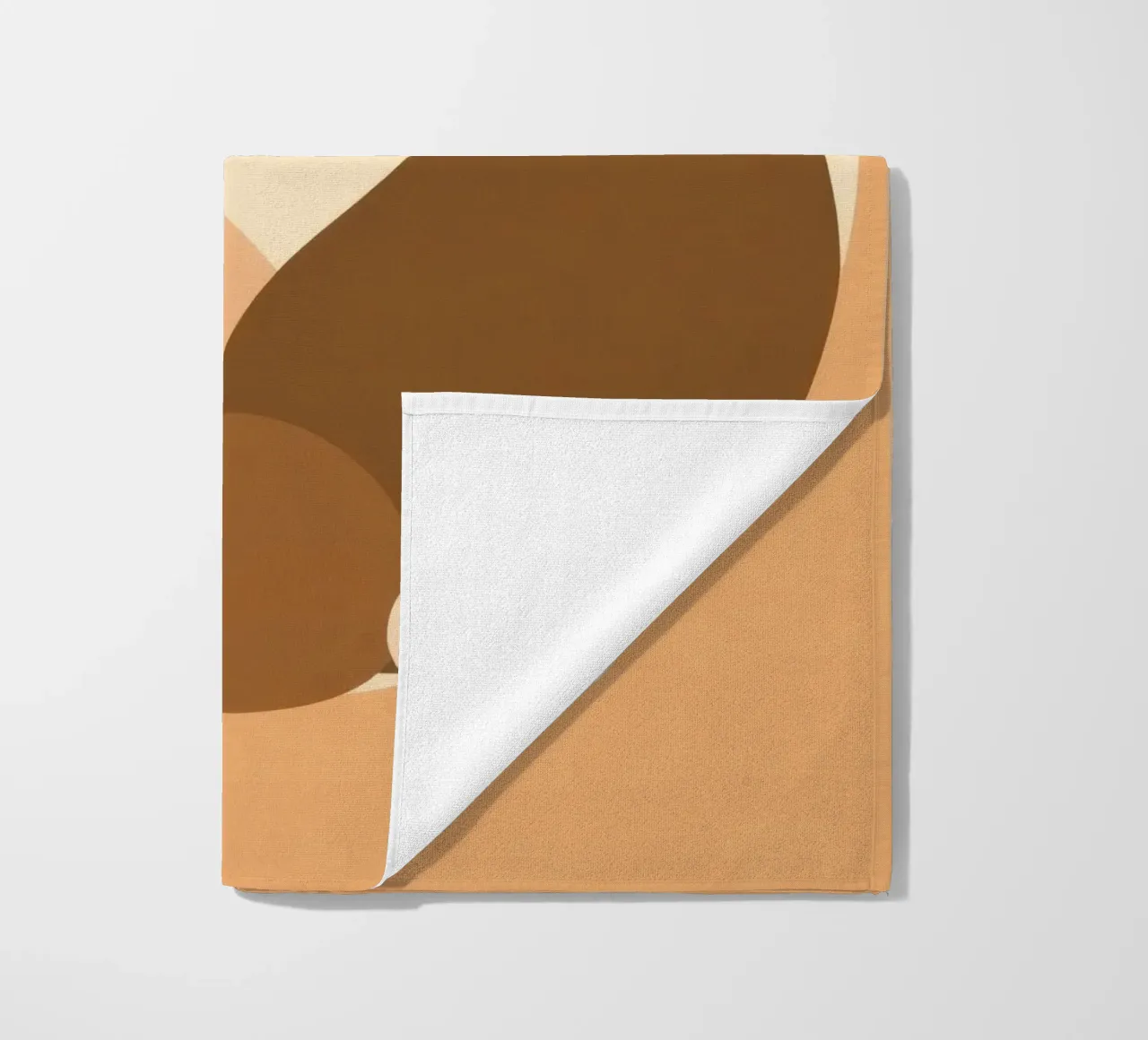 Design unico con elementi astratti e colori tenui telo mare da DesignDoodle