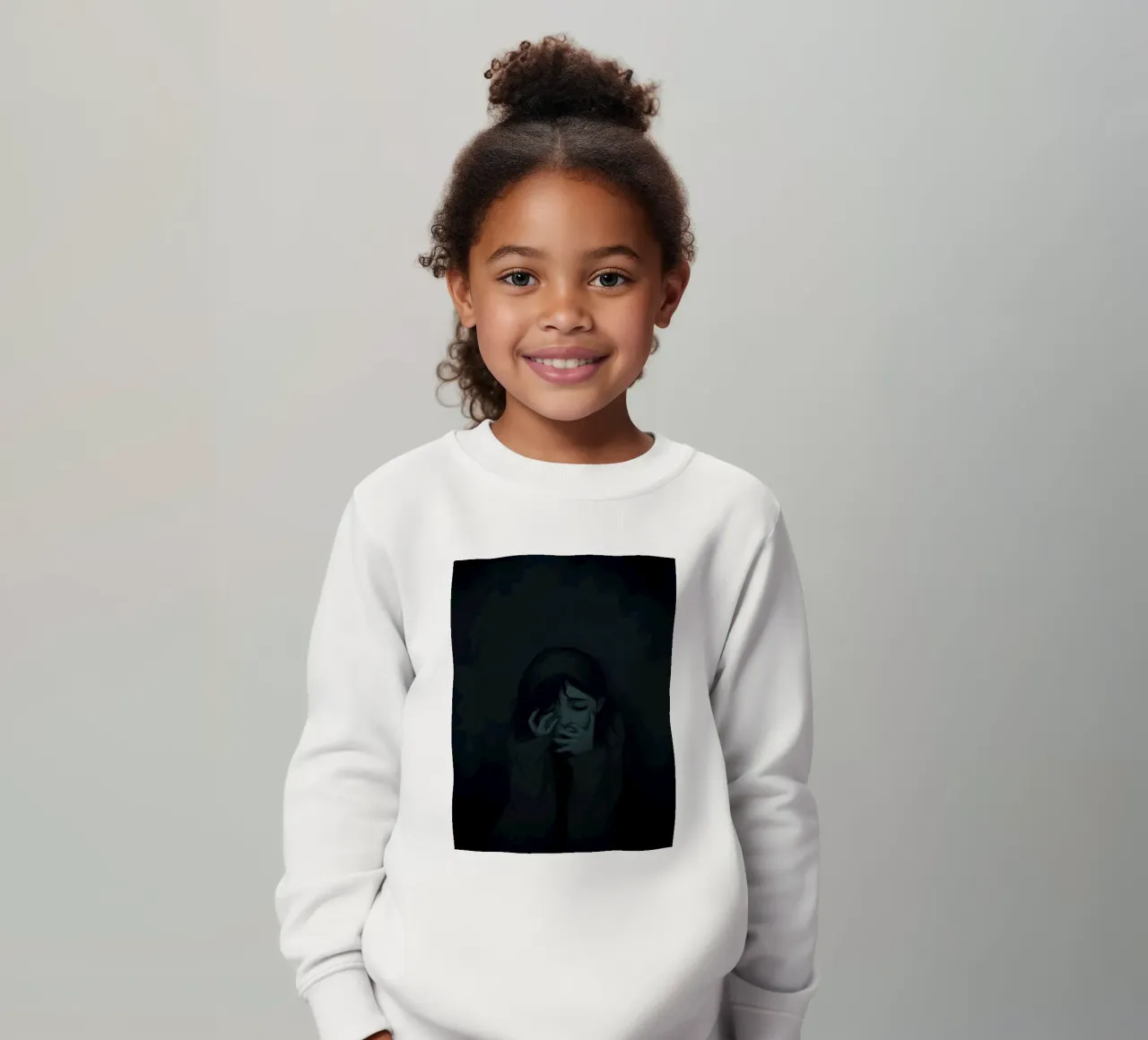 Emotiva representación de una joven que expresa su profundo dolor sudadera para niño de DesignDoodle