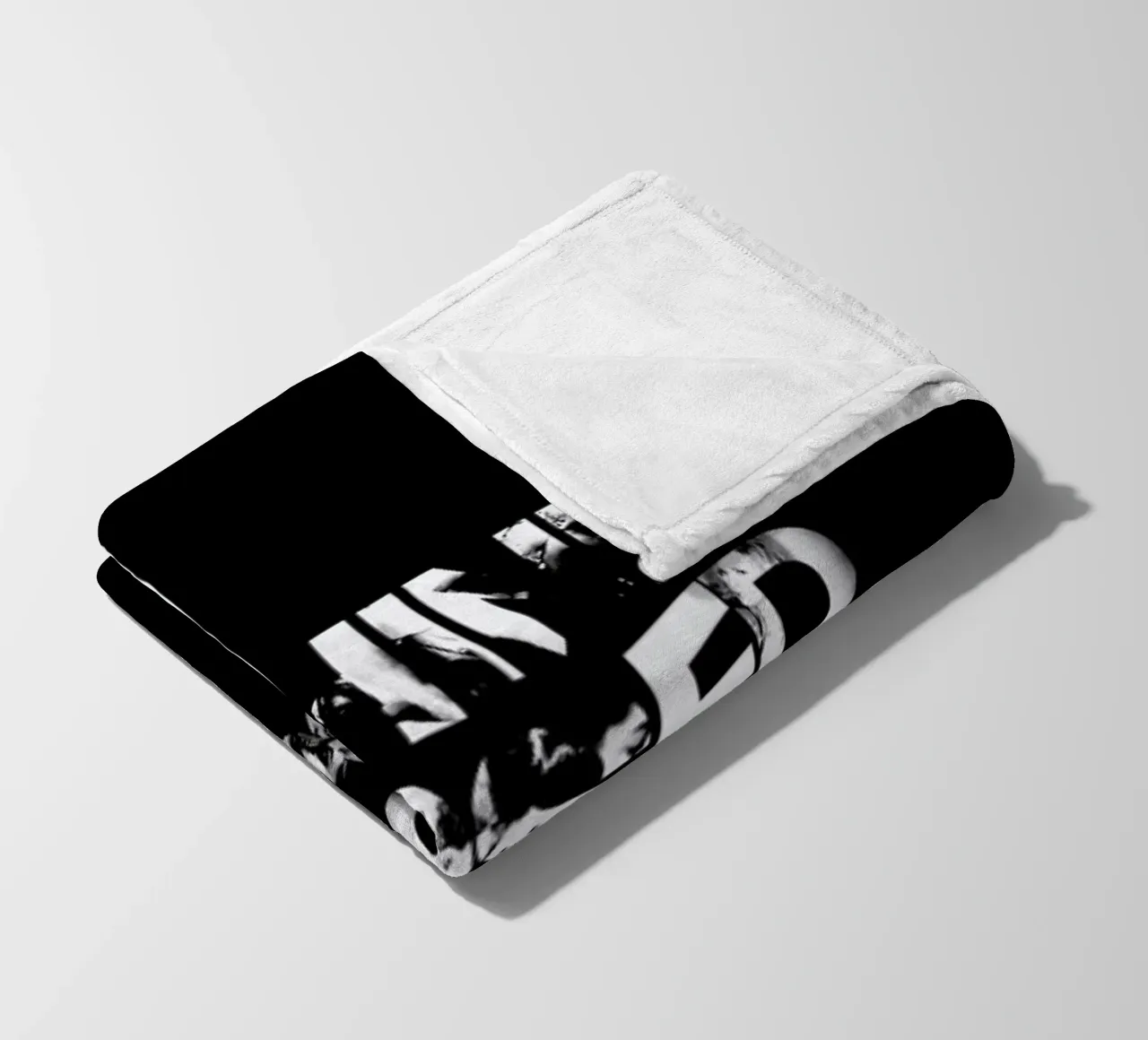 Behind Closed fleecedeken van Petros Afshar