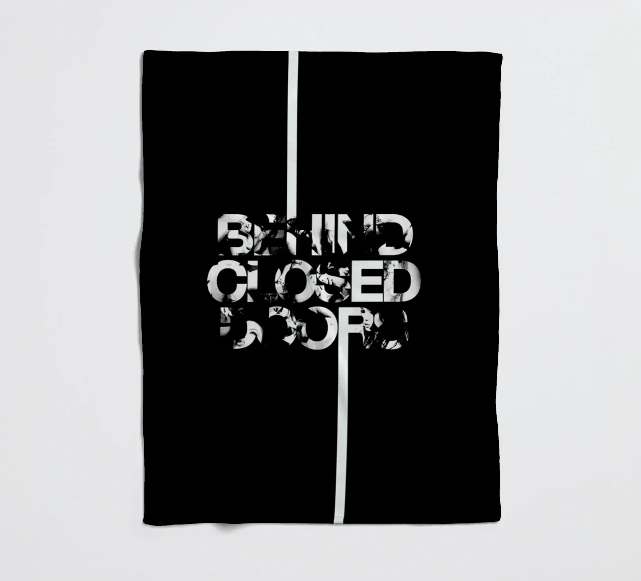 Behind Closed fleecedeken van Petros Afshar