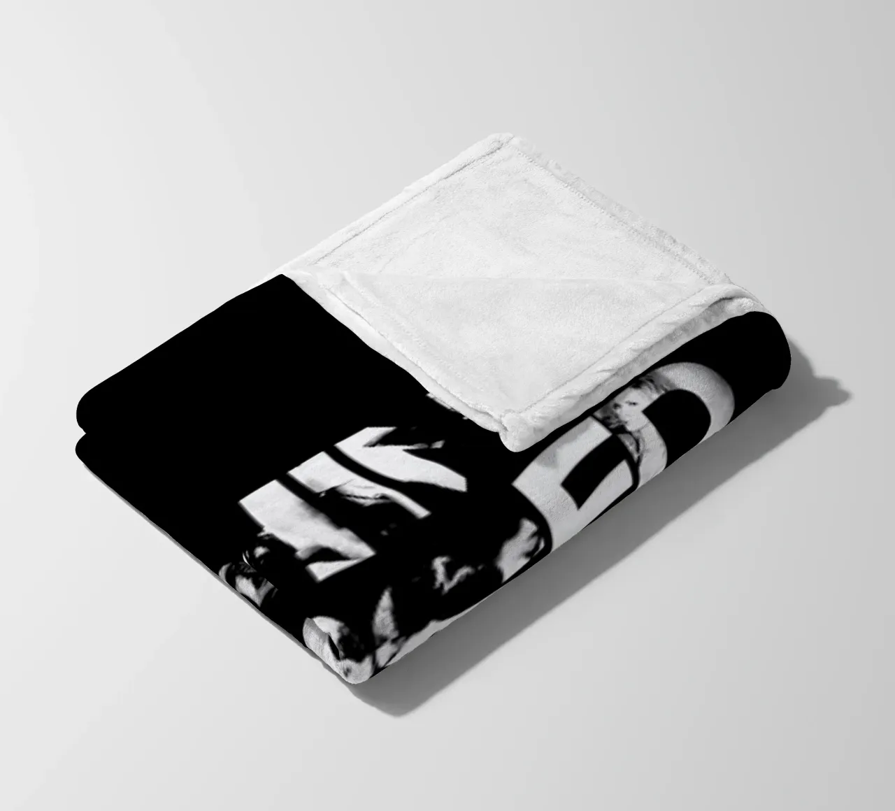 Behind Closed fleecedeken van Petros Afshar