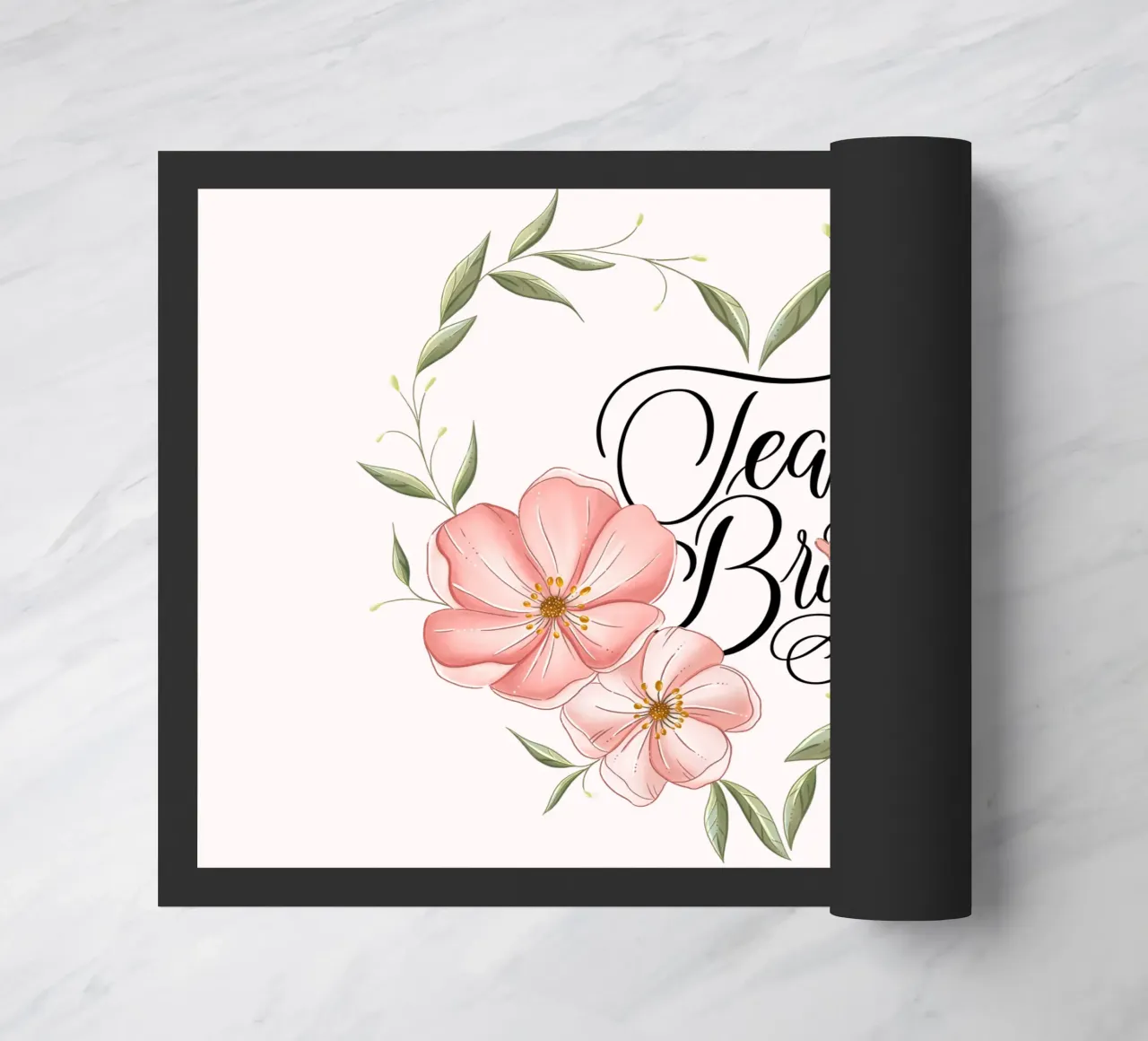 Team Sposa. Incantevole cuore floreale con calligrafia. zerbino da CalliLetters
