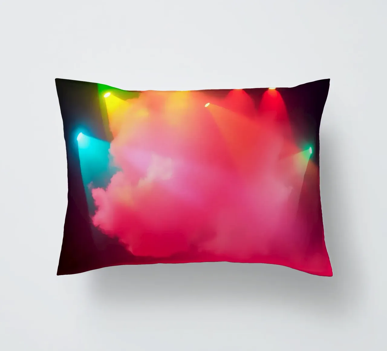 Le luci di scena colorate illuminano la nebbia durante la performance cuscino da DesignDoodle