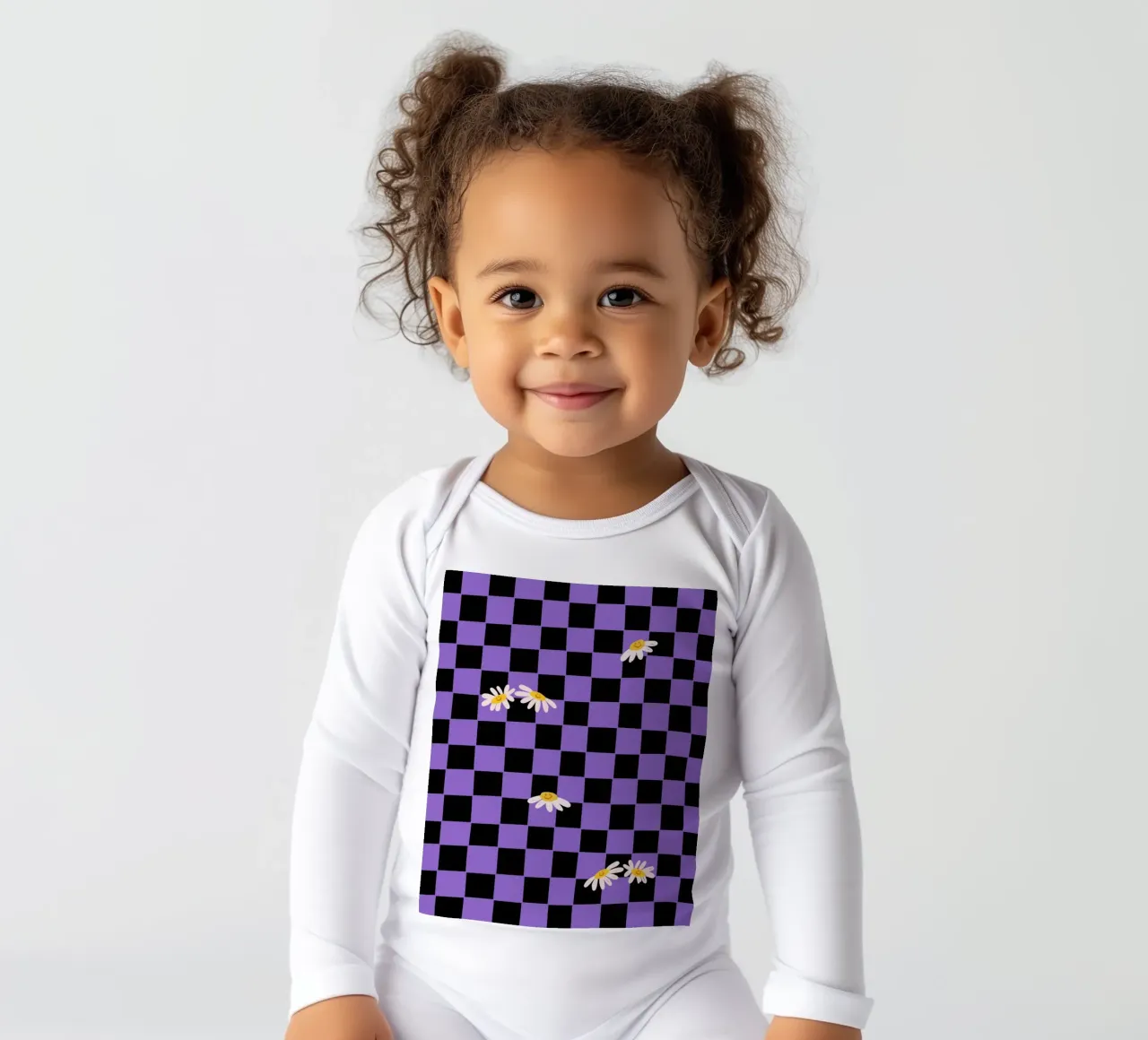 Damier noir, violet avec des fleurs body manches longues de Illustration Raissa Oltmanns