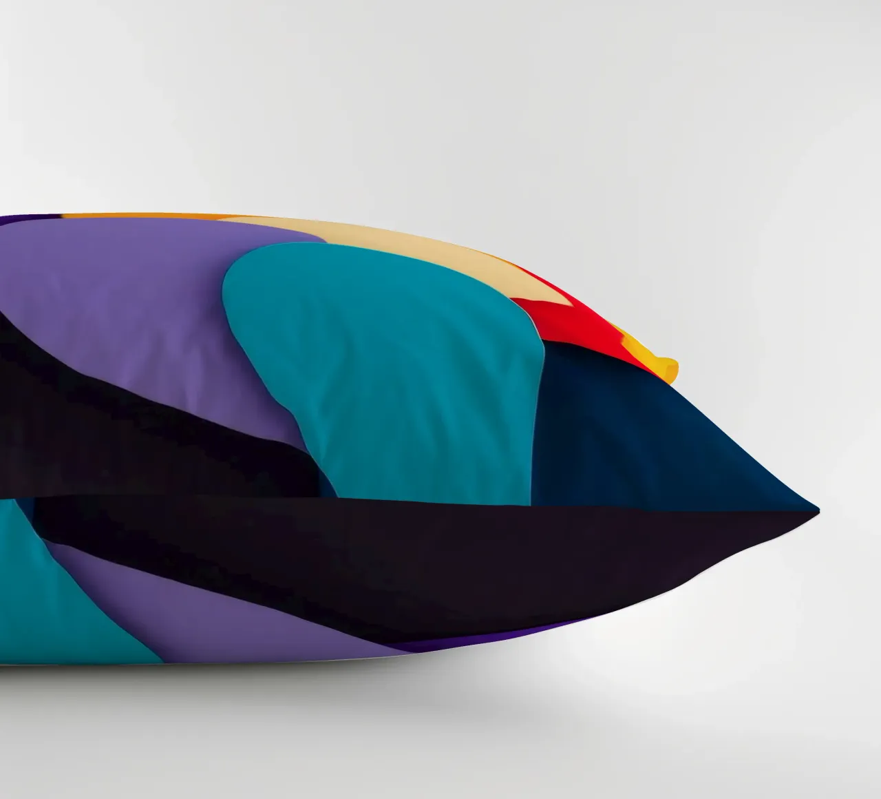 Le forme geometriche colorate creano un design astratto cuscino da DesignDoodle