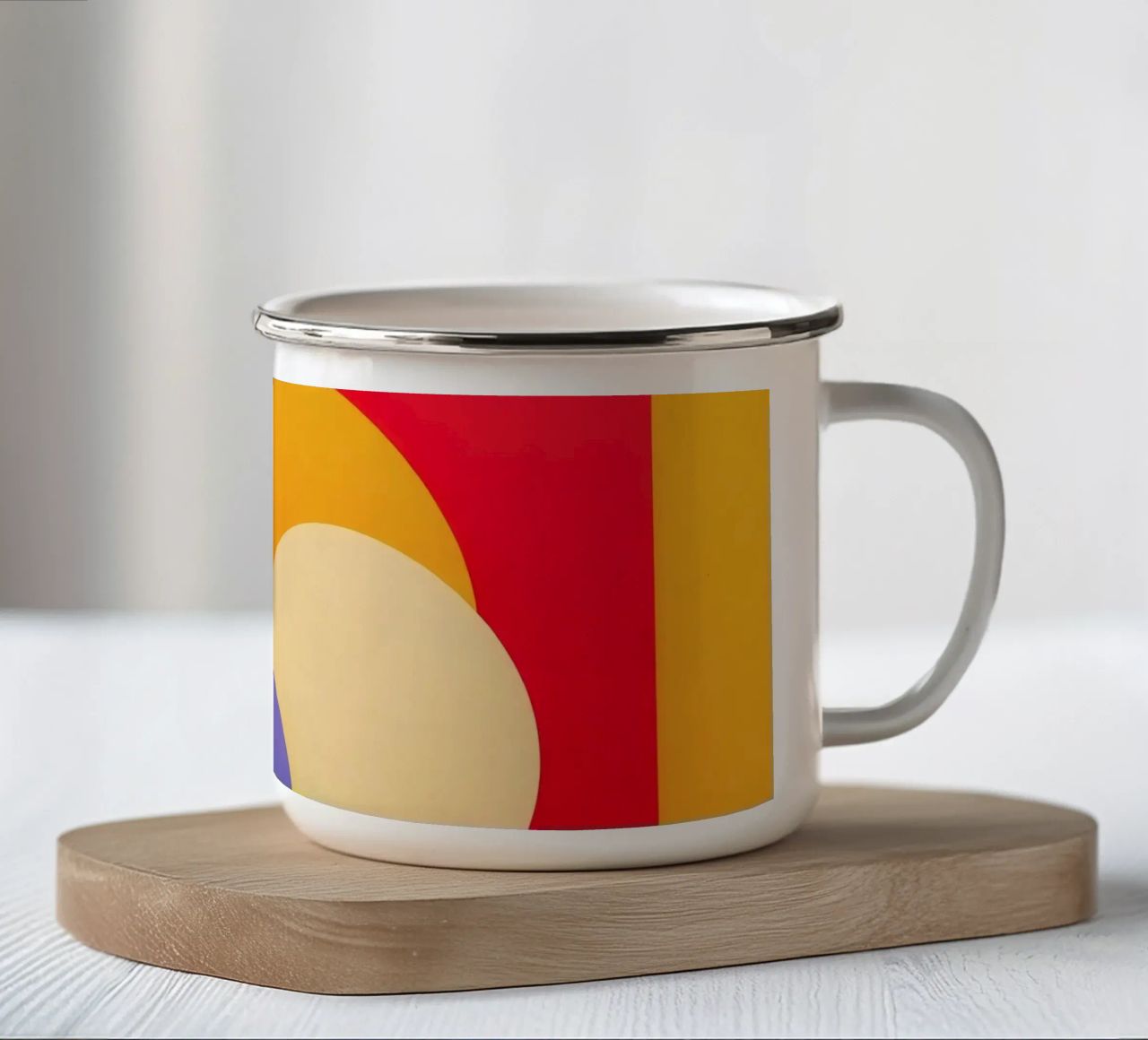 Le forme geometriche colorate creano un design astratto tazza in smalto da DesignDoodle