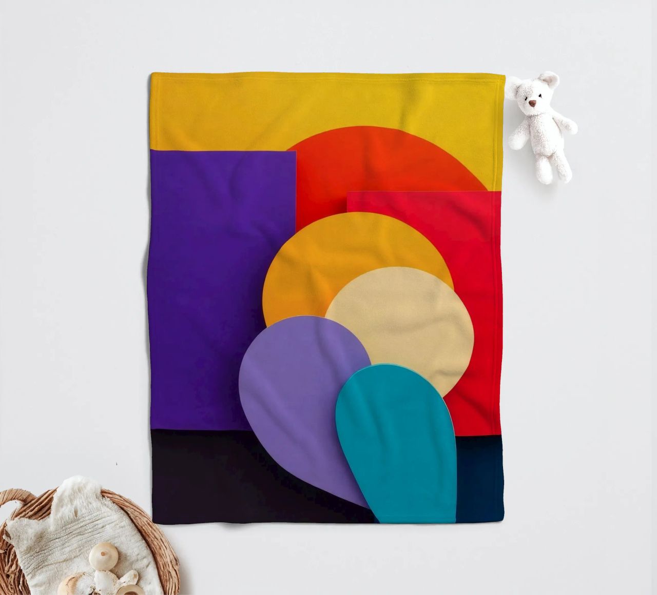 Le forme geometriche colorate creano un design astratto coperta in pile da DesignDoodle