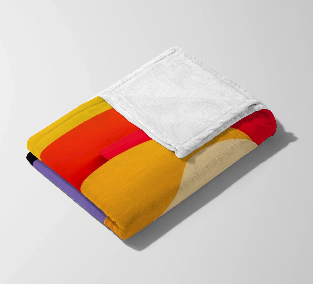 Le forme geometriche colorate creano un design astratto coperta in pile da DesignDoodle