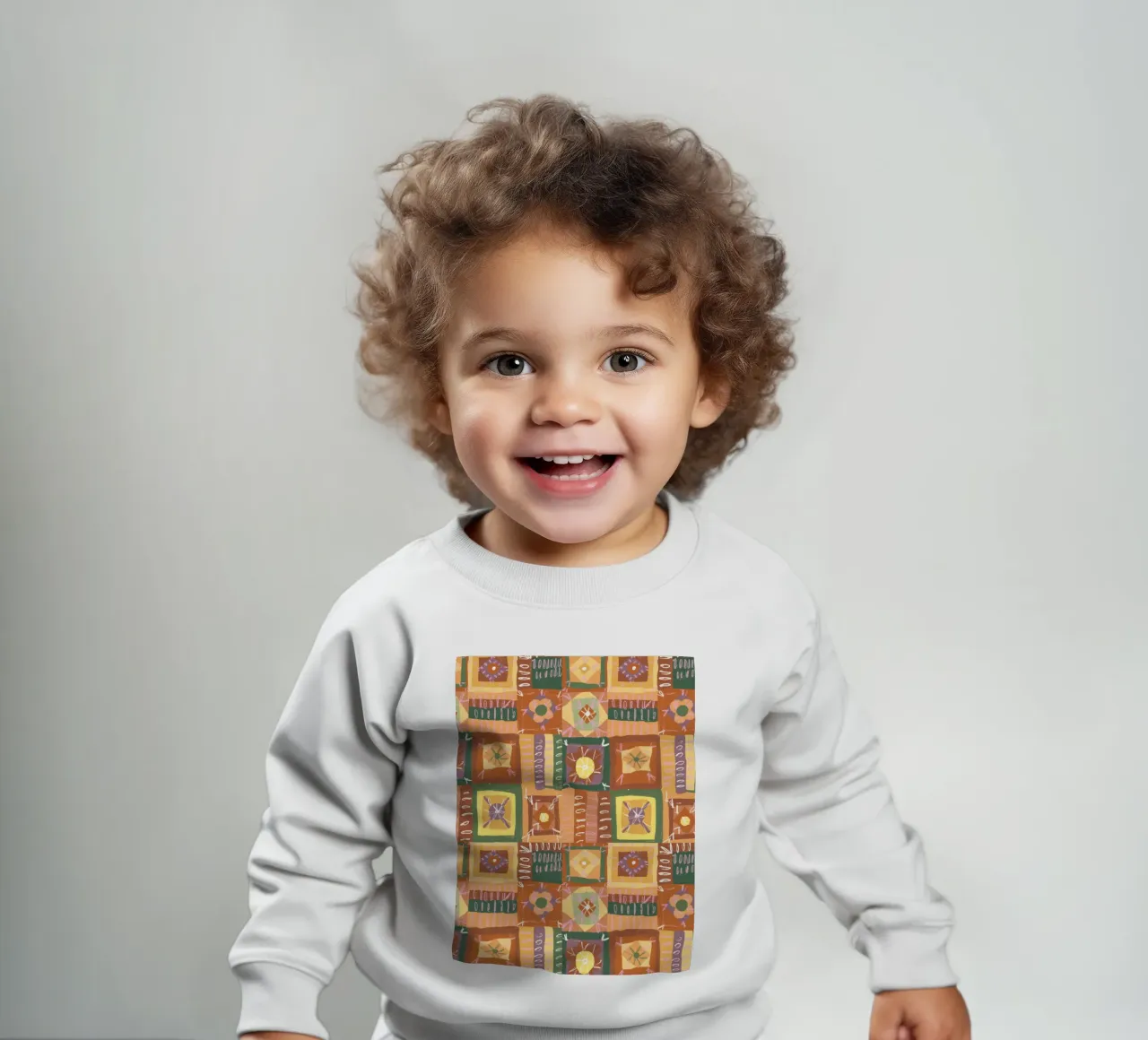 Brown patchwork sweat pour bébé de GigiRosado