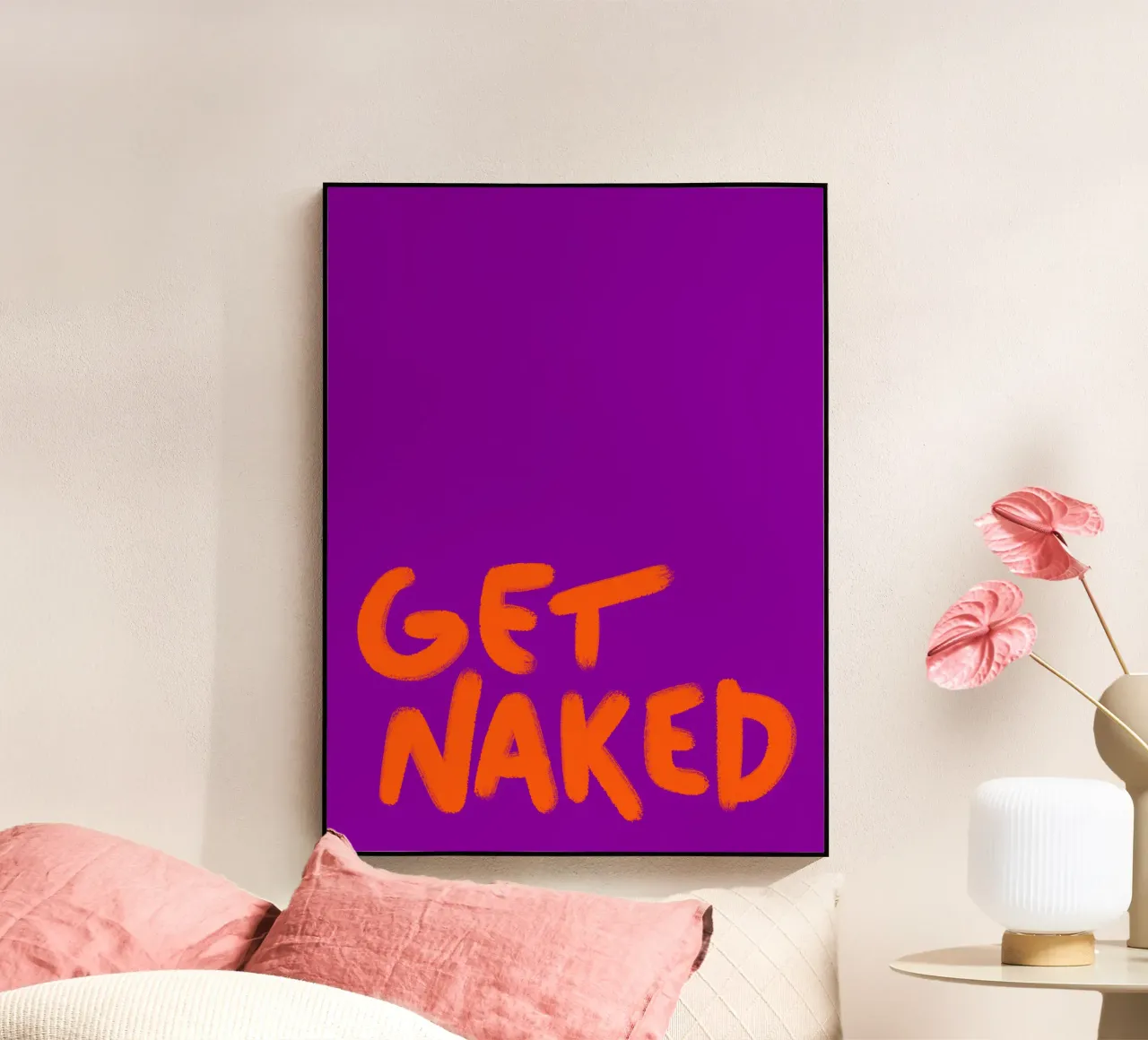 Handlettering nudo arancione su viola plexiglass da Illustration Raissa Oltmanns