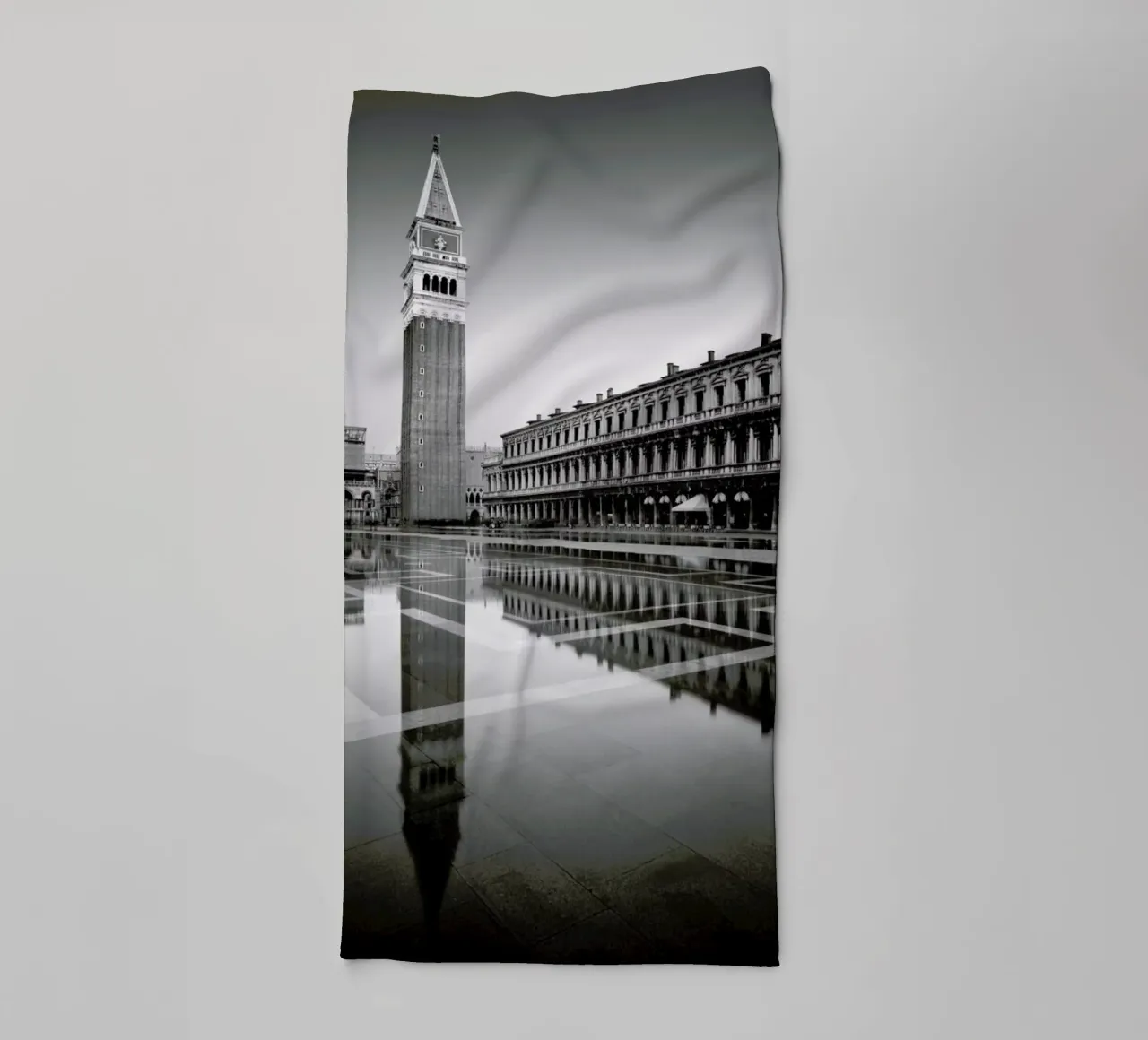 Venezia - Duplicate towel by Håggard Photography | Ronny Behnert