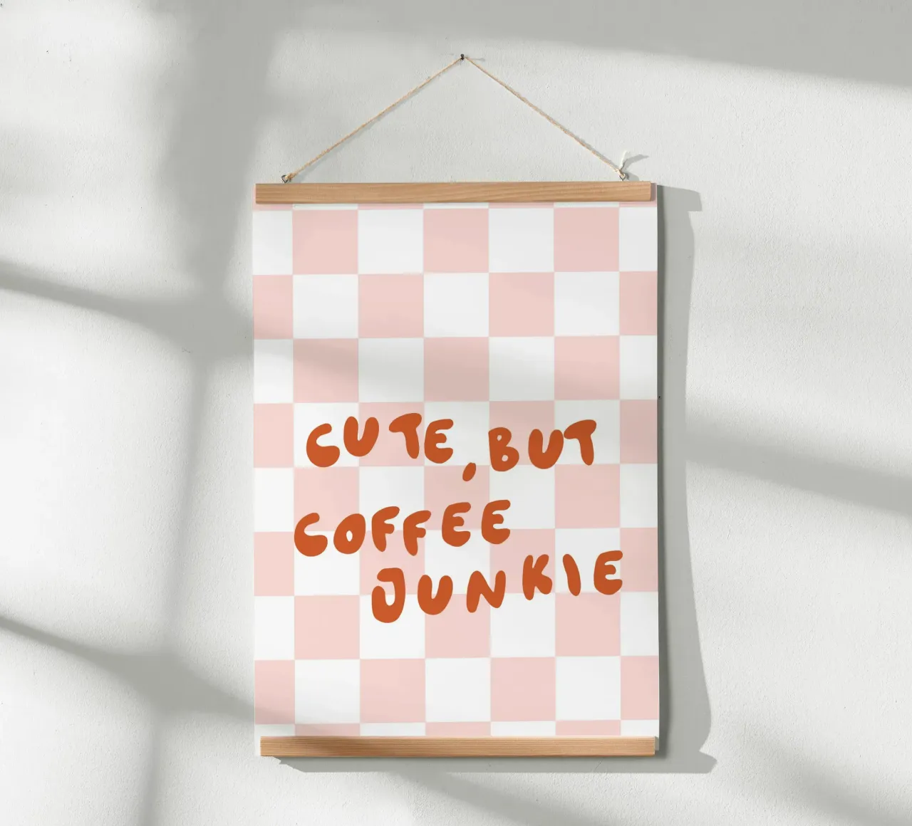 Cute but Coffee Junkie poster con telaio in plastica da KRUTH DESIGN