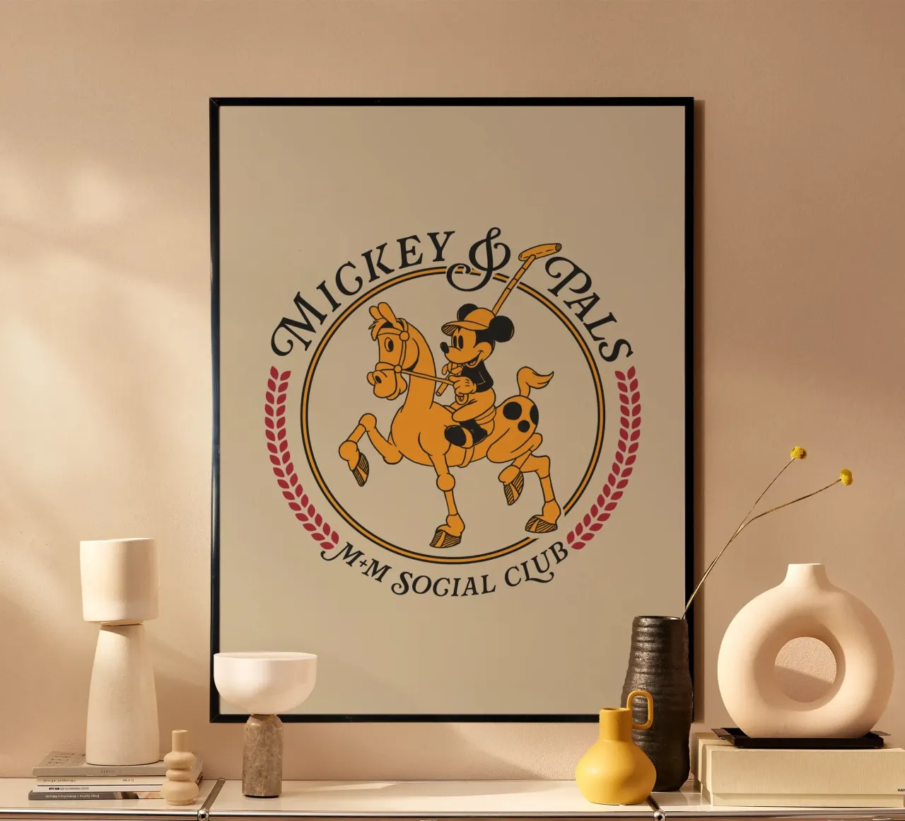 M&M - Social Club poster con telaio in legno da Mickey Mouse