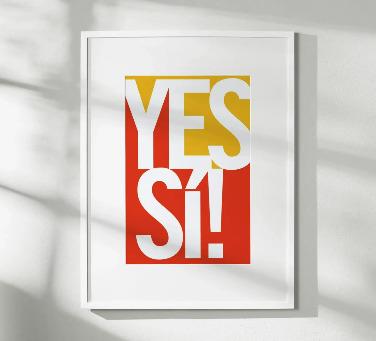 Sí! poster con telaio in plastica da Bo Lundberg