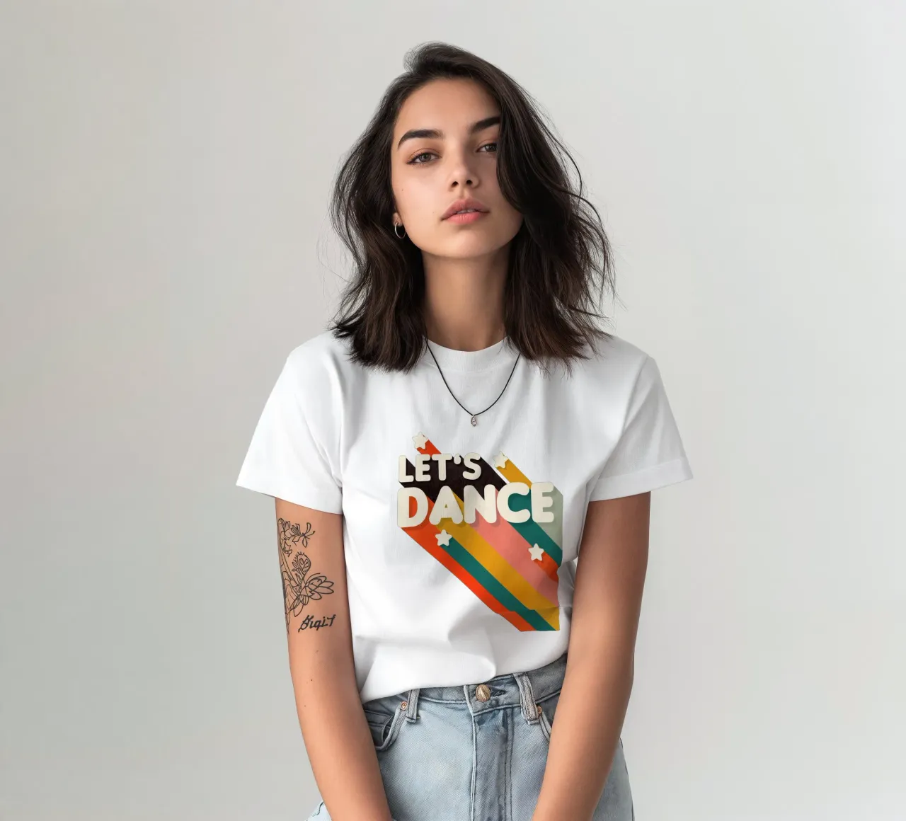 Let's Dance – Retro Typography with Colorful Stripes t-shirt da showmemars
