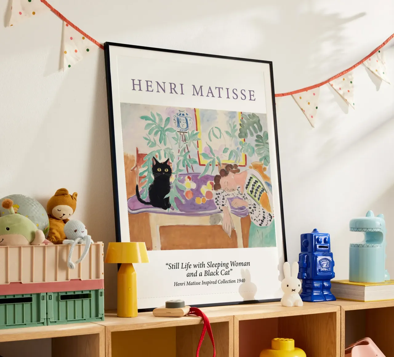 Henri Matisse, dipinto Donna addormentata con gatto poster con telaio in legno da Peaches Art Prints