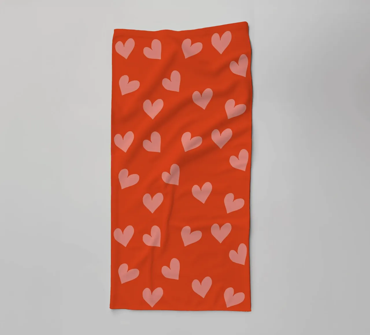 Coriandoli d'amore retrò - Cuore rosso moderno di metà secolo asciugamano da bagno da susanacosta