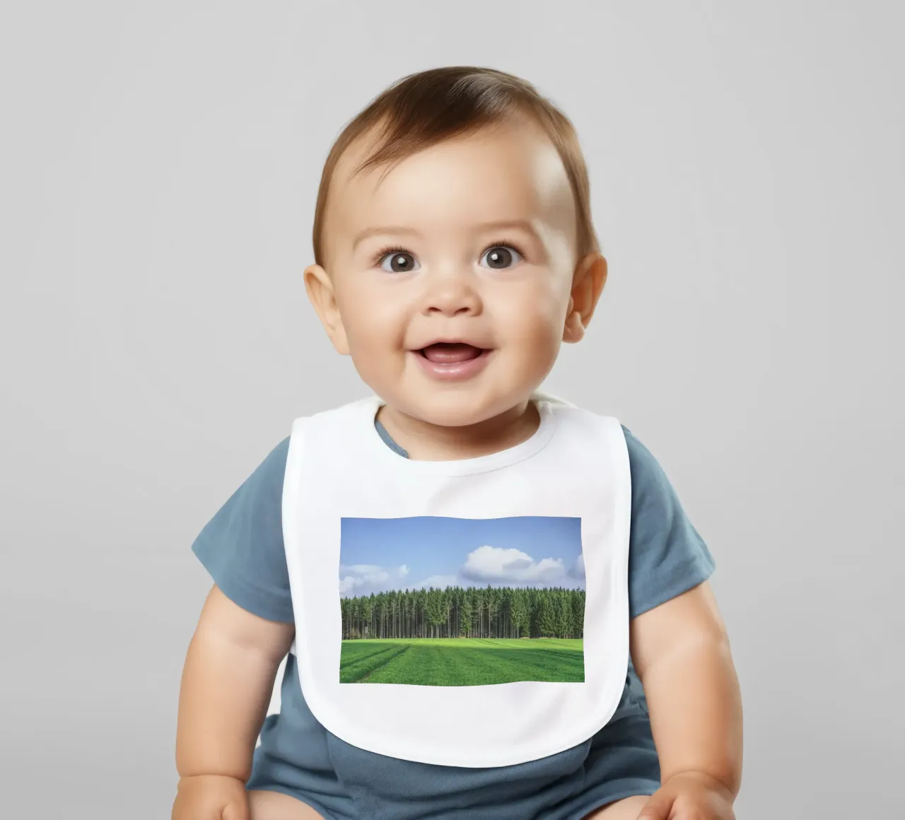 Odenwald baby bib by Nur Mut