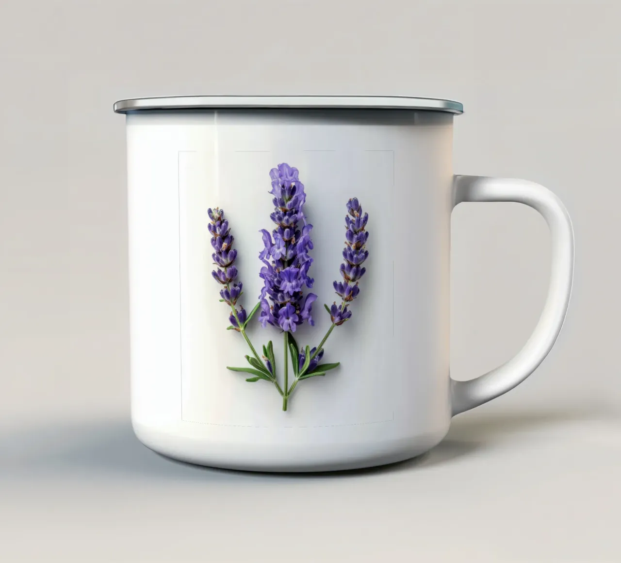 Fiore di lavanda 4 tazza in smalto da Bold Blooms