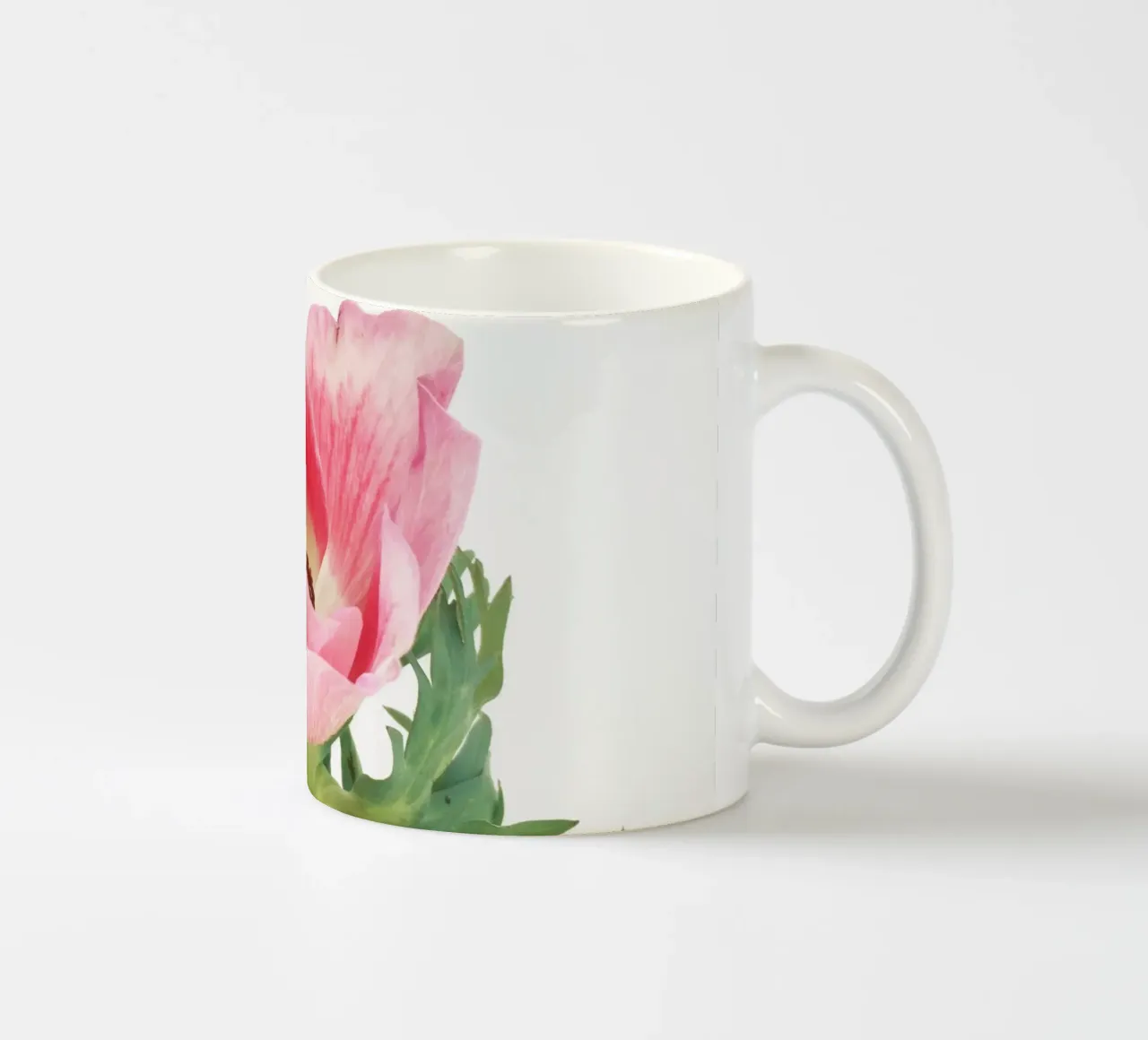 Anemone rosa tazza in ceramica da Cassia Beck Photography