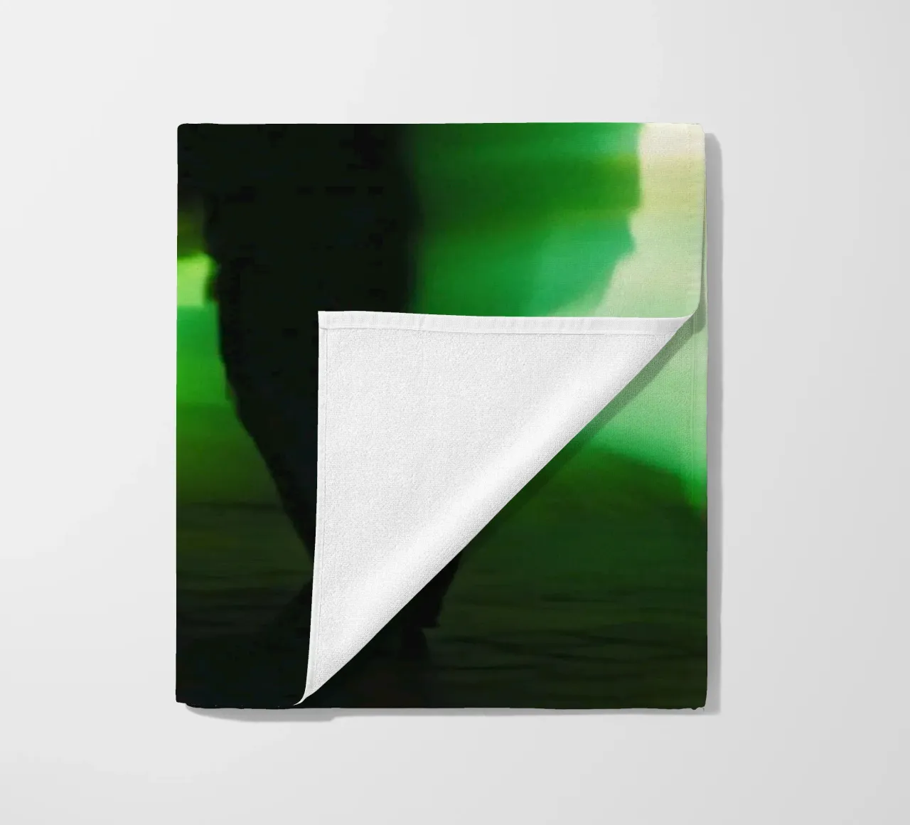 Parijs onder hypnose: Elektrische schaduwen in beweging strandhanddoek van Le Flou